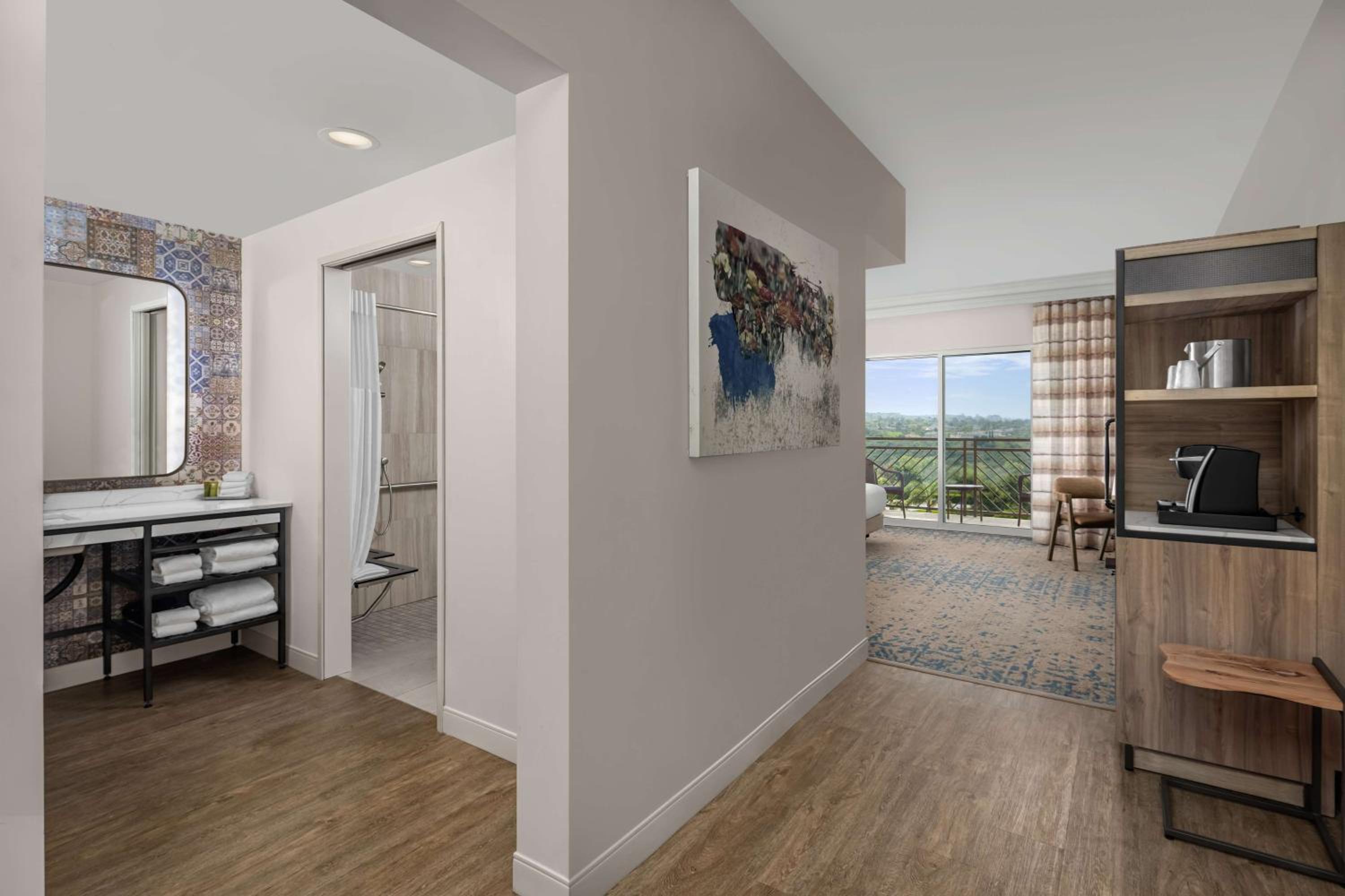 Suite with Patio and Roll-in Shower - Mobility Access - Photo 8