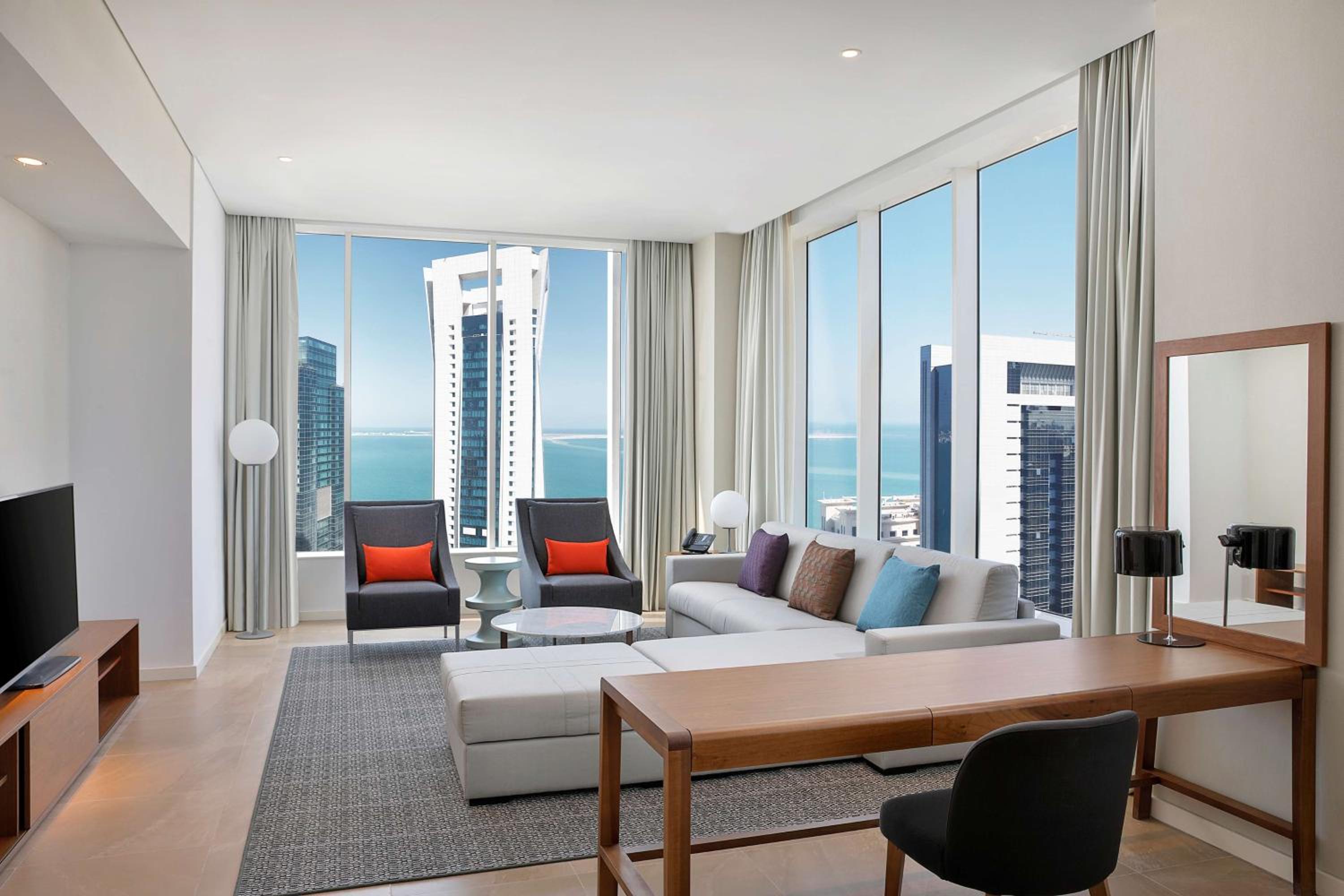 Two-Bedroom Suite - Sea View - Photo 1