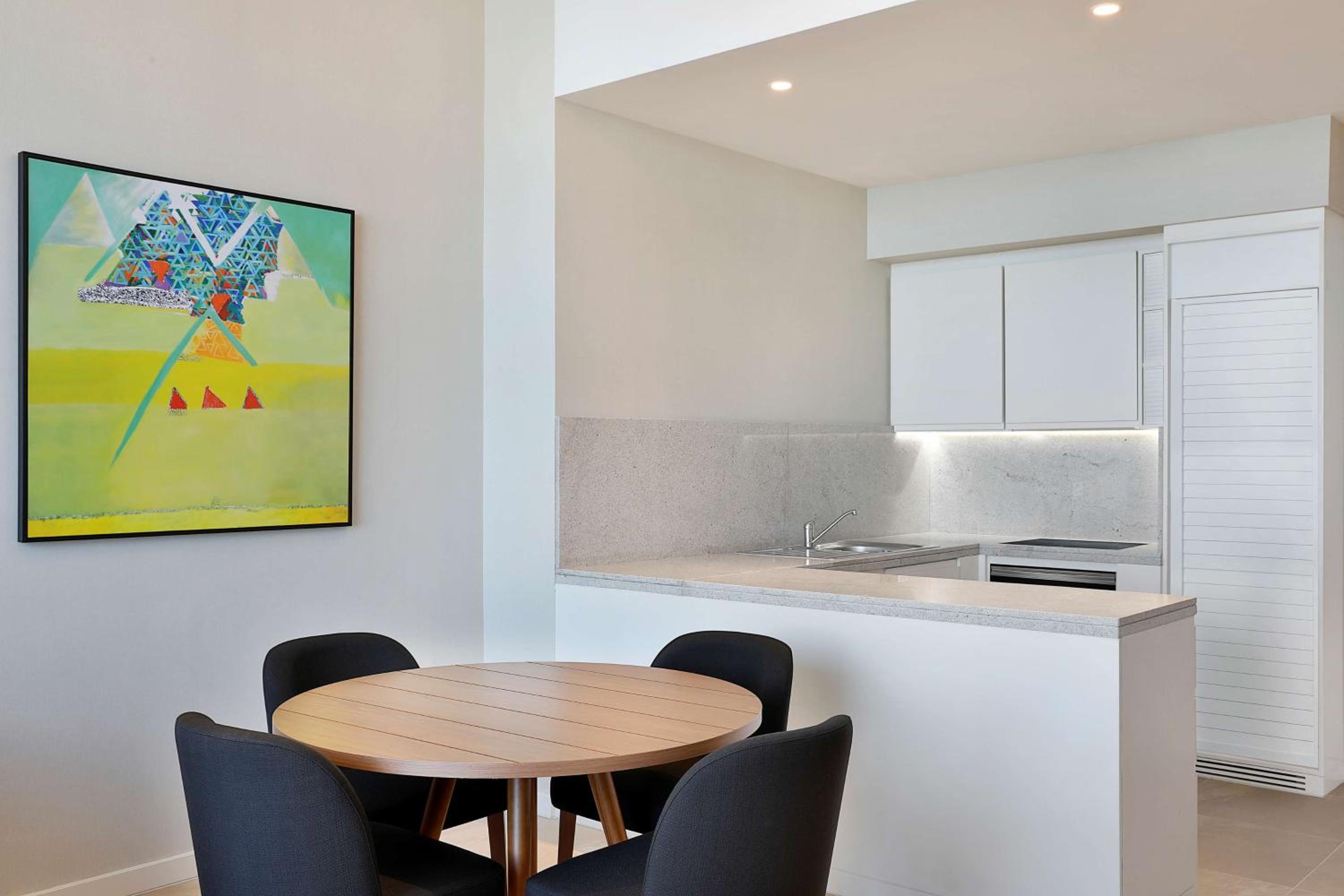 One-Bedroom Suite with Harbor View