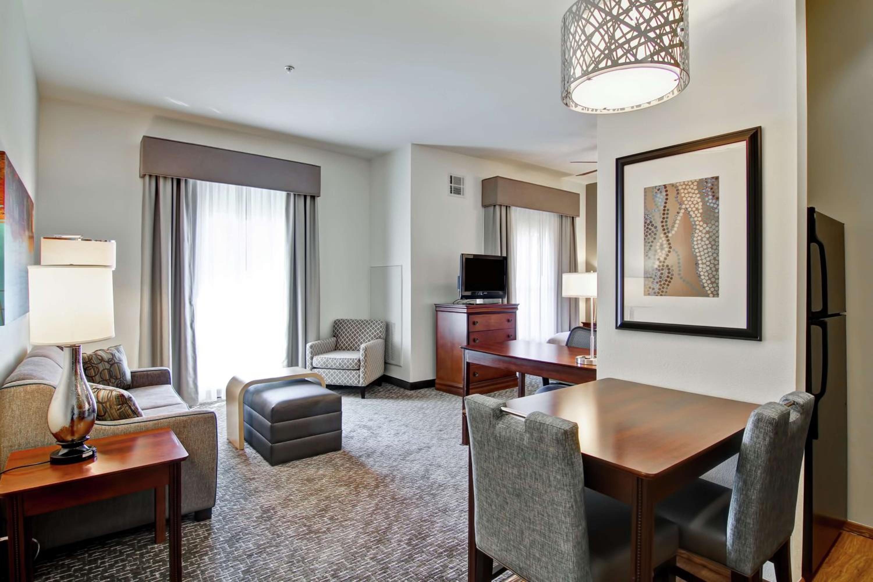 King Studio Suite - Non-Smoking - Photo 1