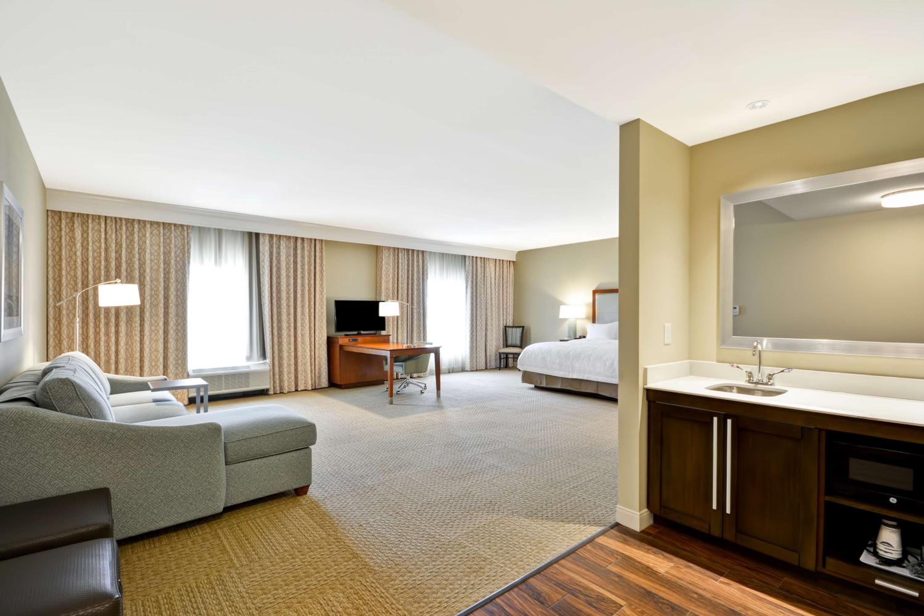 King Studio Suite - Non Smoking - Photo 3
