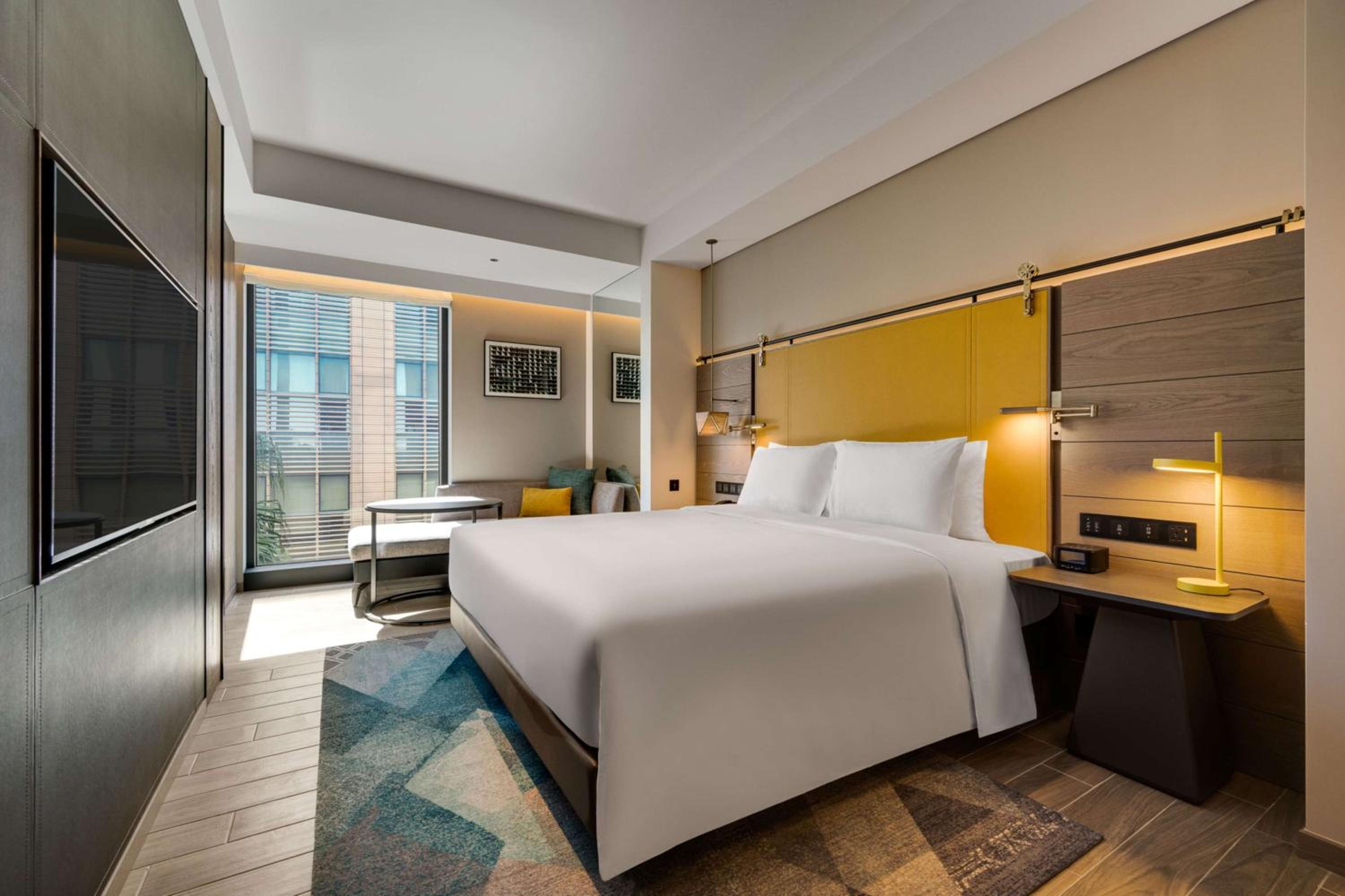 King Room - Mobility Accessible/Low Floor - Photo 1