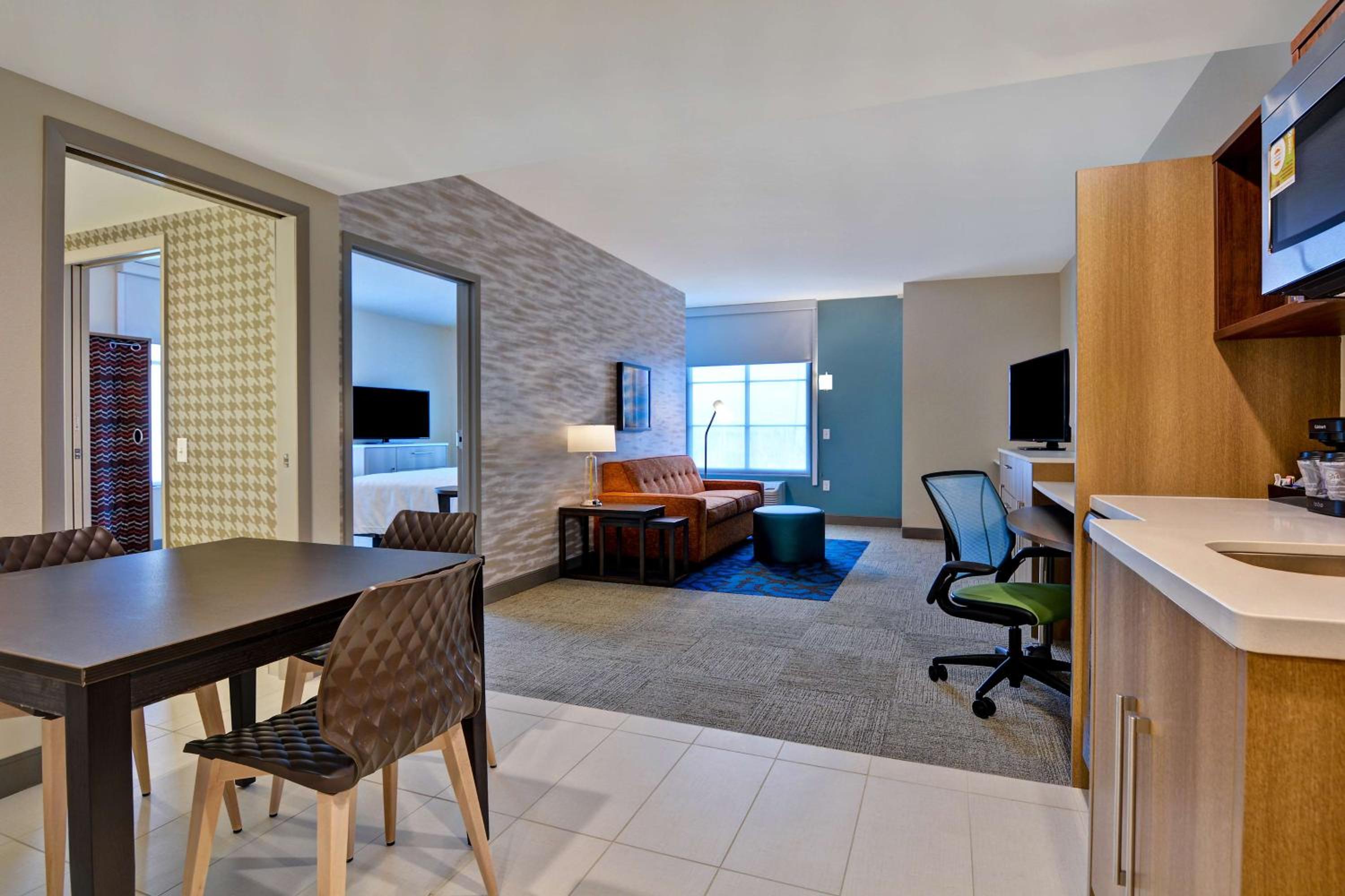 One-Bedroom King Suite - Non-Smoking at Home2 Suites By Hilton Orlando Flamingo Crossings, FL in Orlando