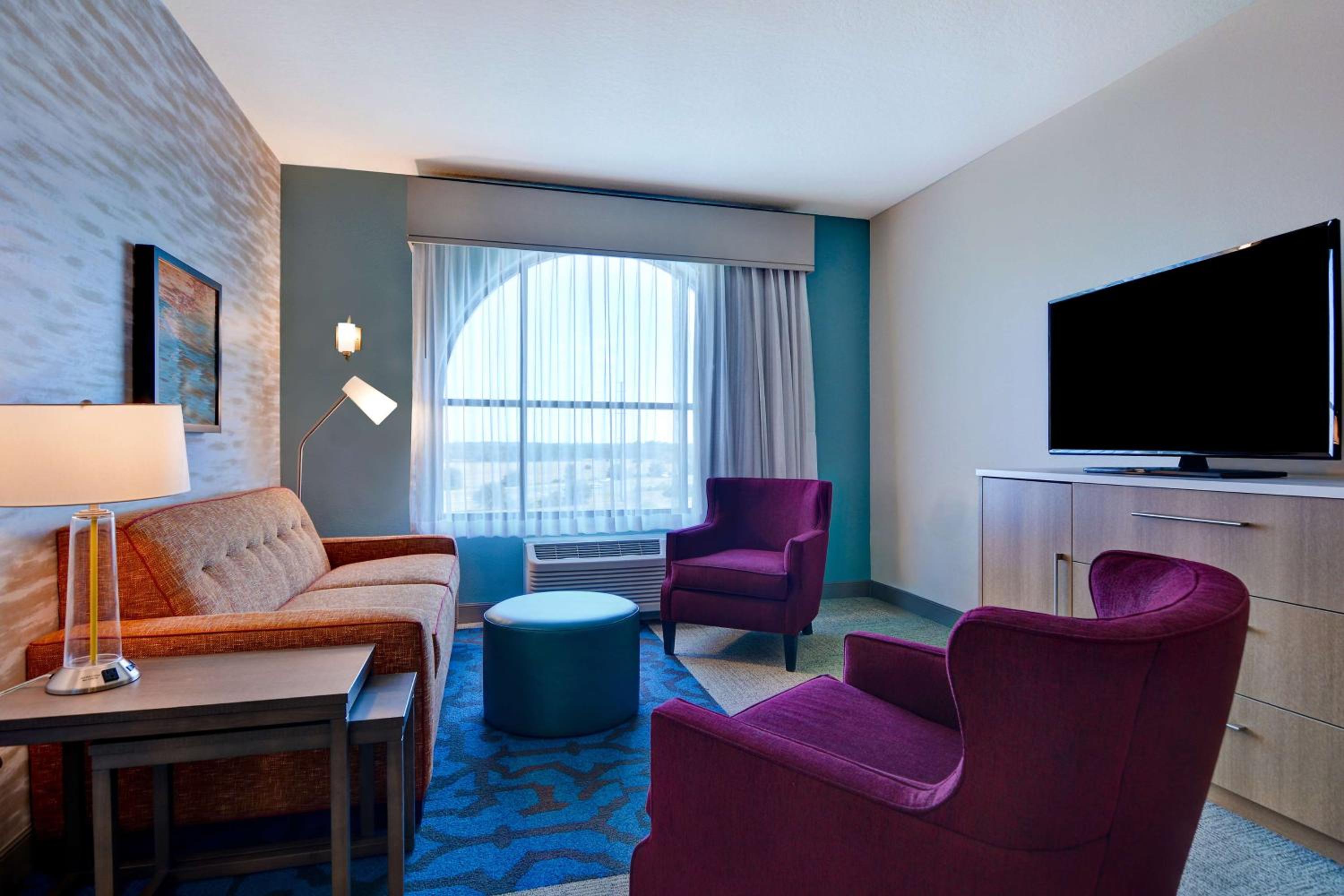 Two-Bedroom Suite - Non-Smoking