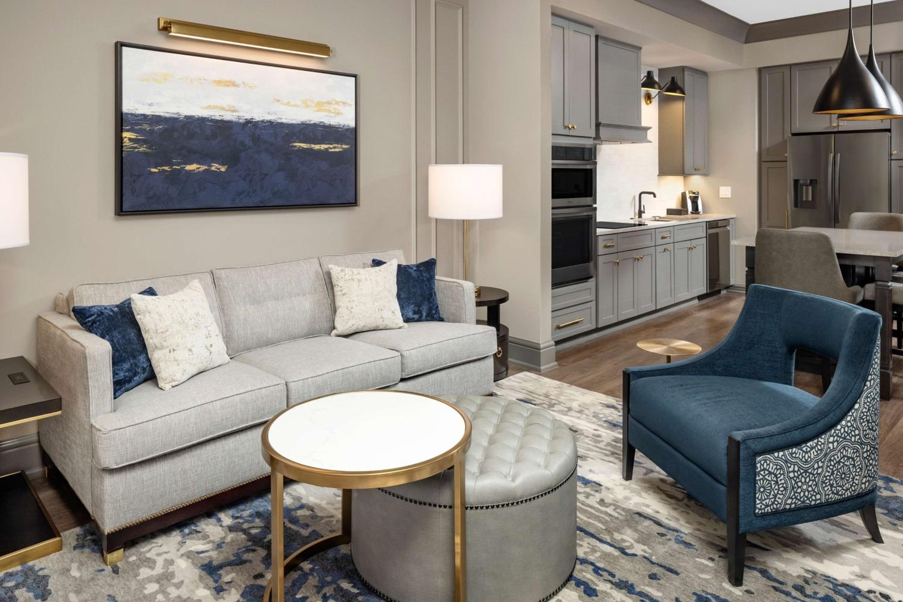 One-Bedroom King Suite Plus