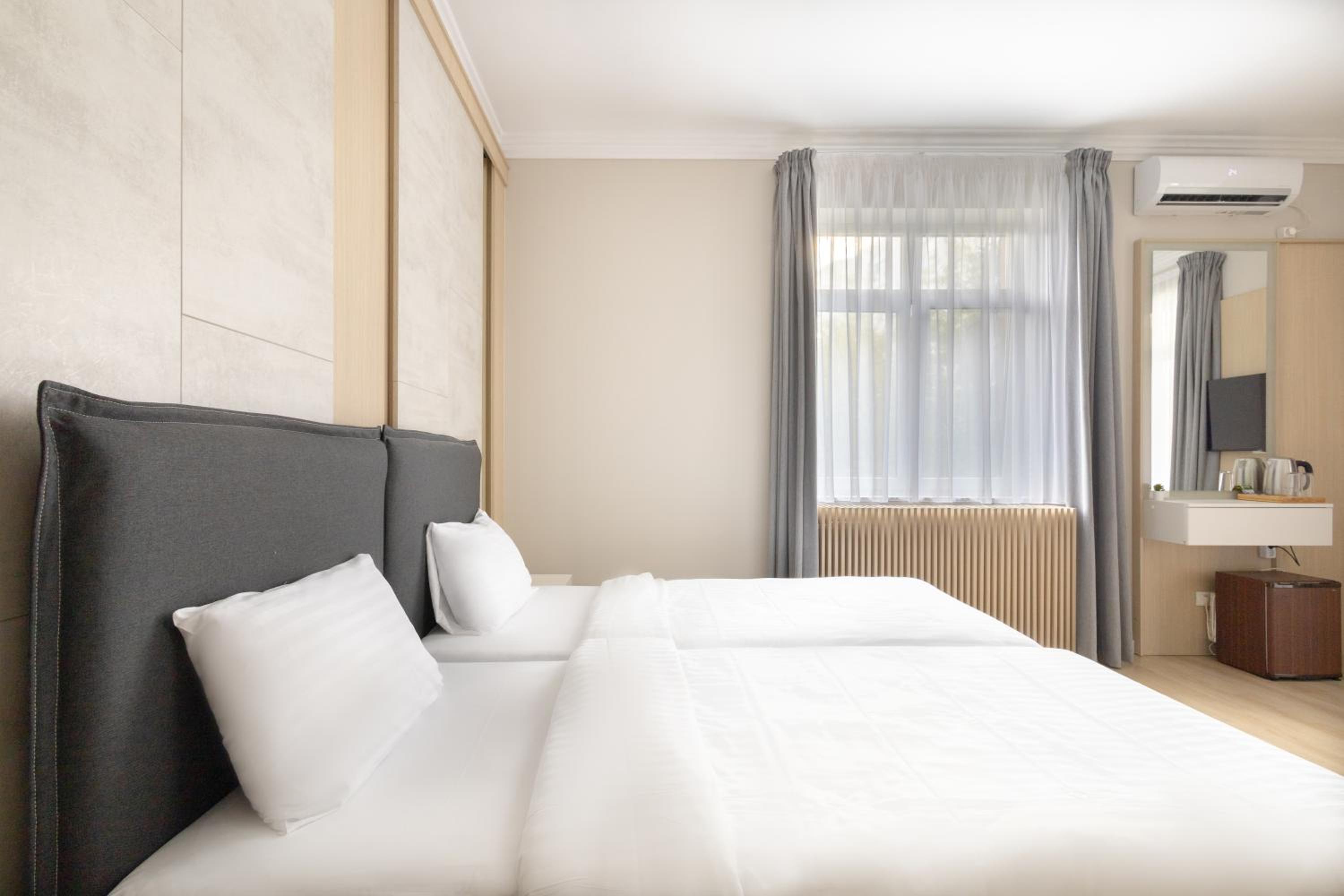 Triple Room with Balcony photo 3