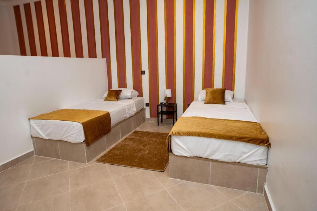 Deluxe Family Suite photo 2