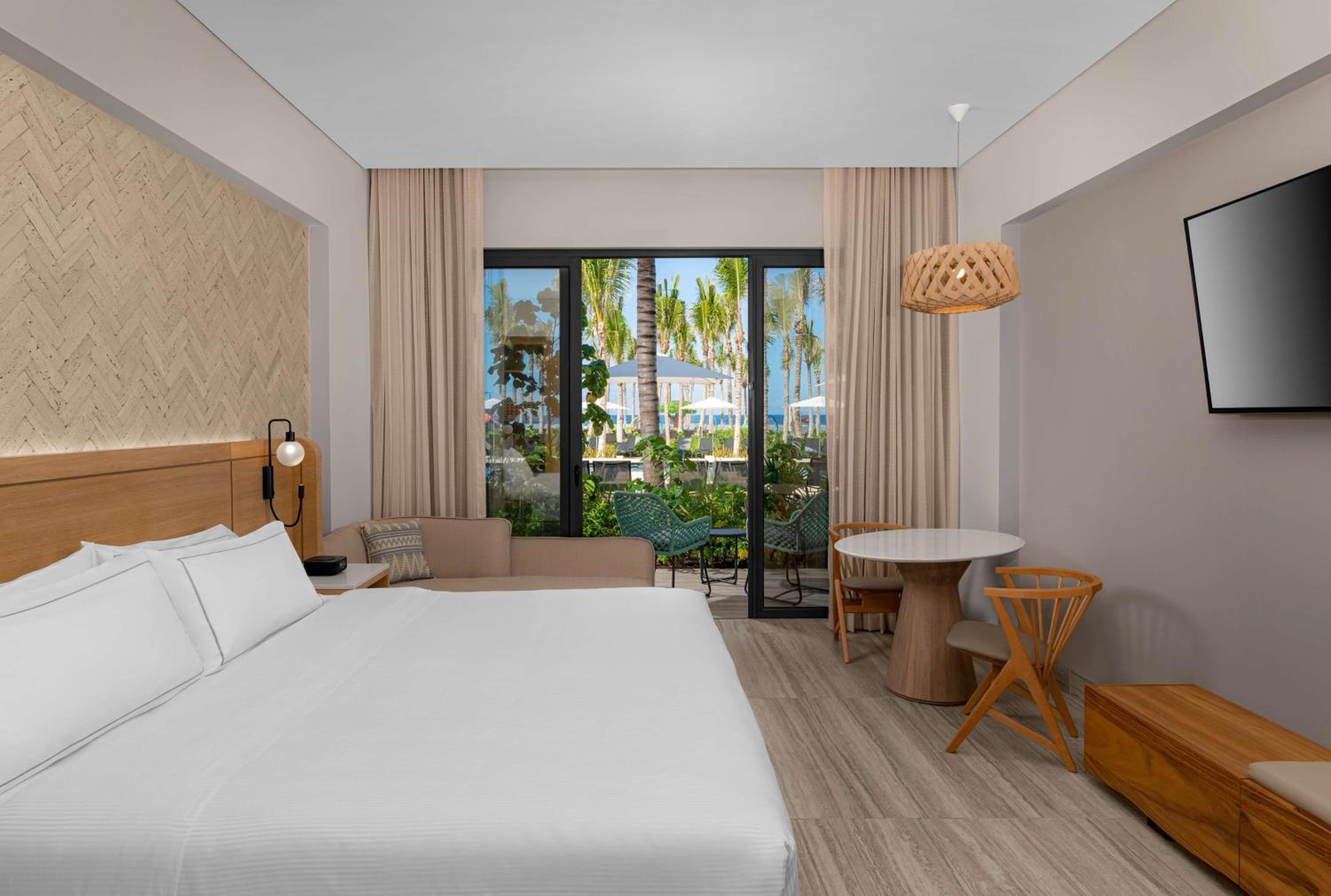 King Room with Nature View - Photo 4