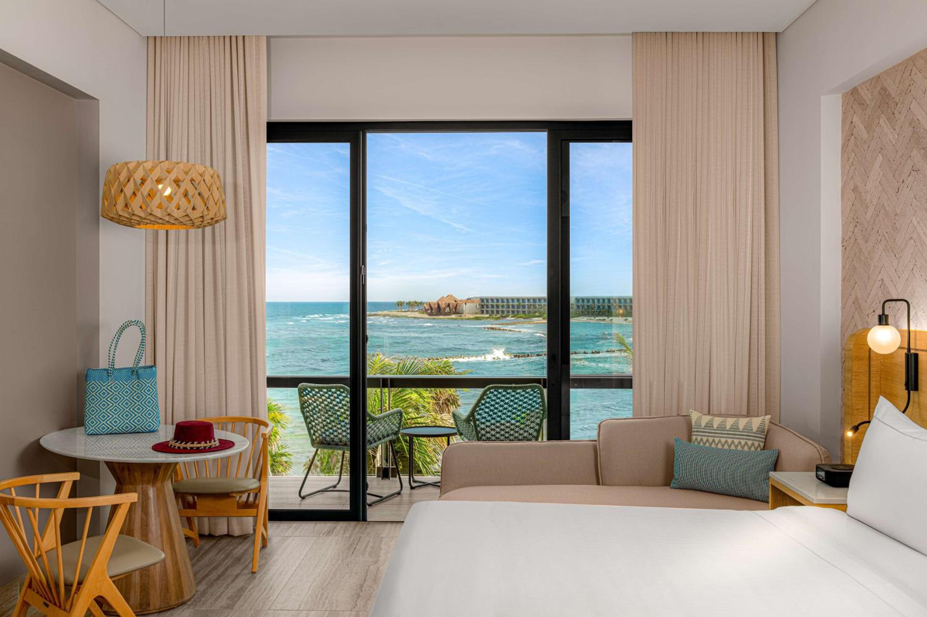 Enclave King Room with Ocean View - Photo 2