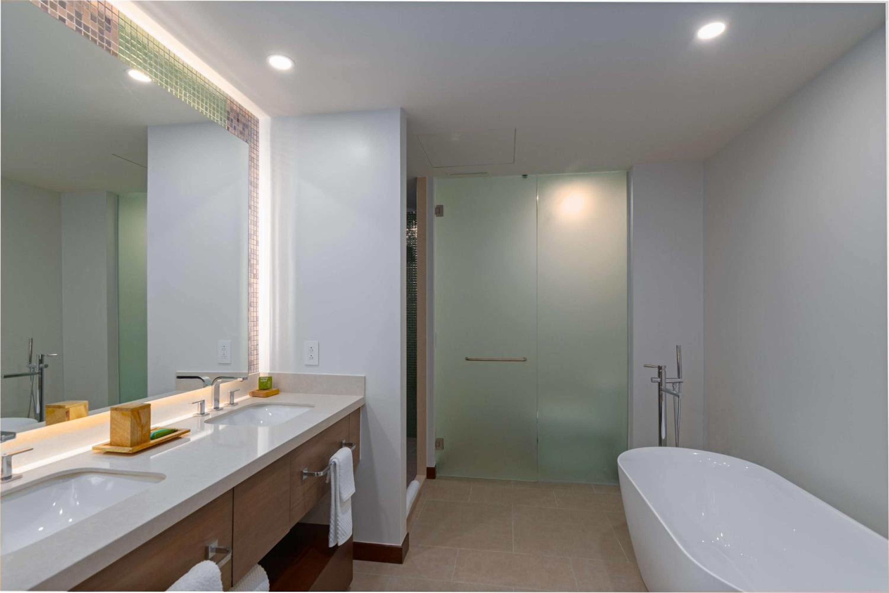 Two Bedroom Suite (Non Smoking) - Photo 3