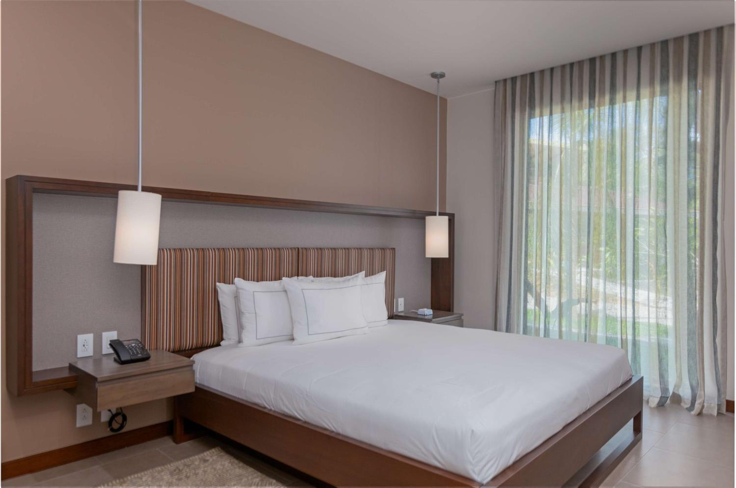 Two-Bedroom Suite - Photo 2