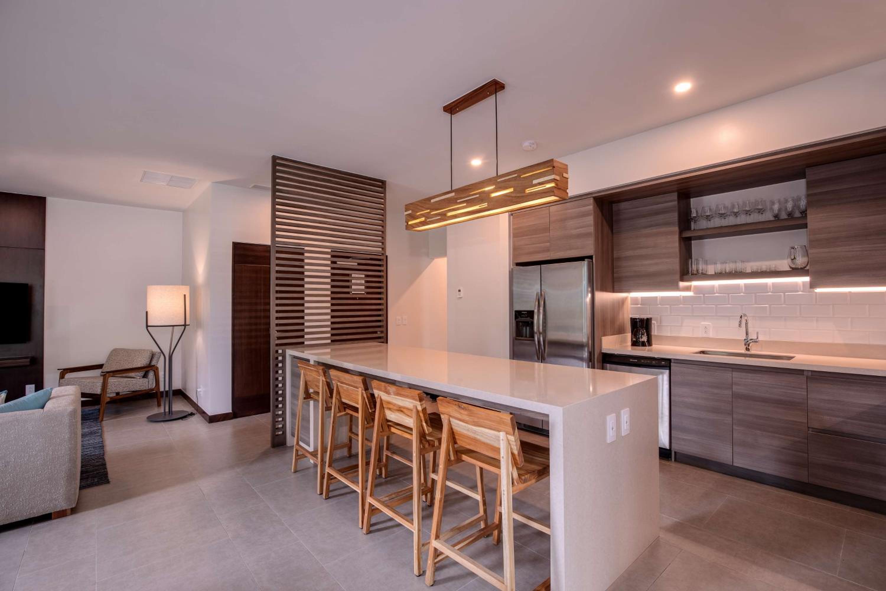 Two Bedroom Suite (Non Smoking) - Photo 11