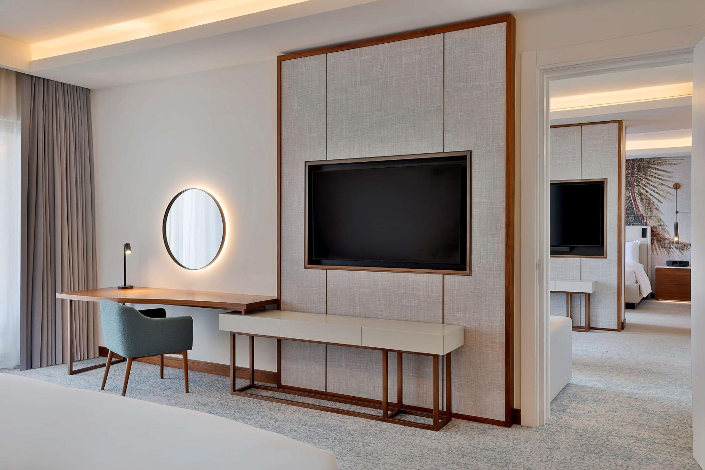 One-Bedroom Family Connecting Suite with Ocean View