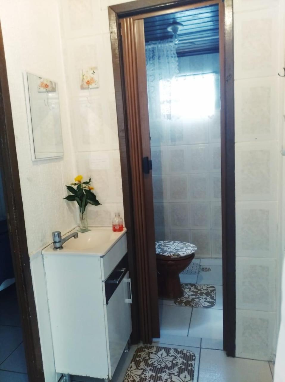 Double Room with Shared Bathroom photo 2