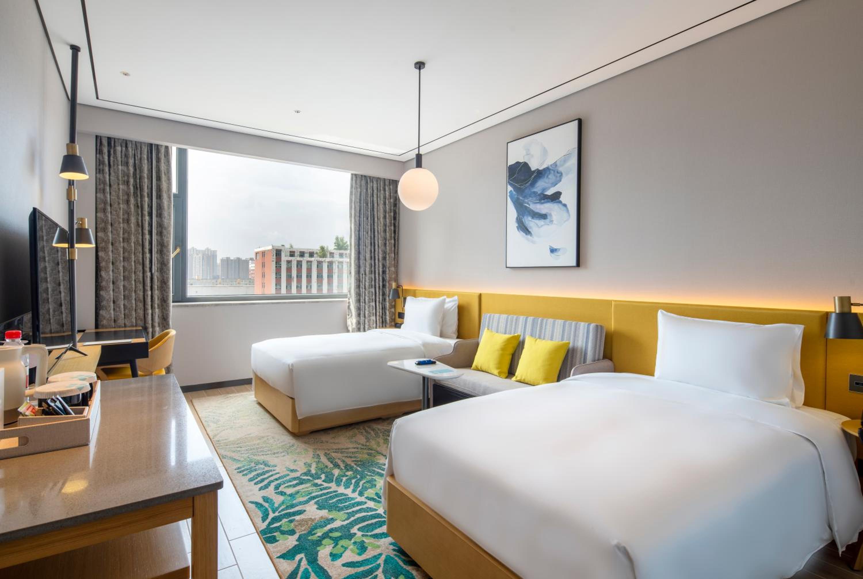 Twin Room - Photo 3