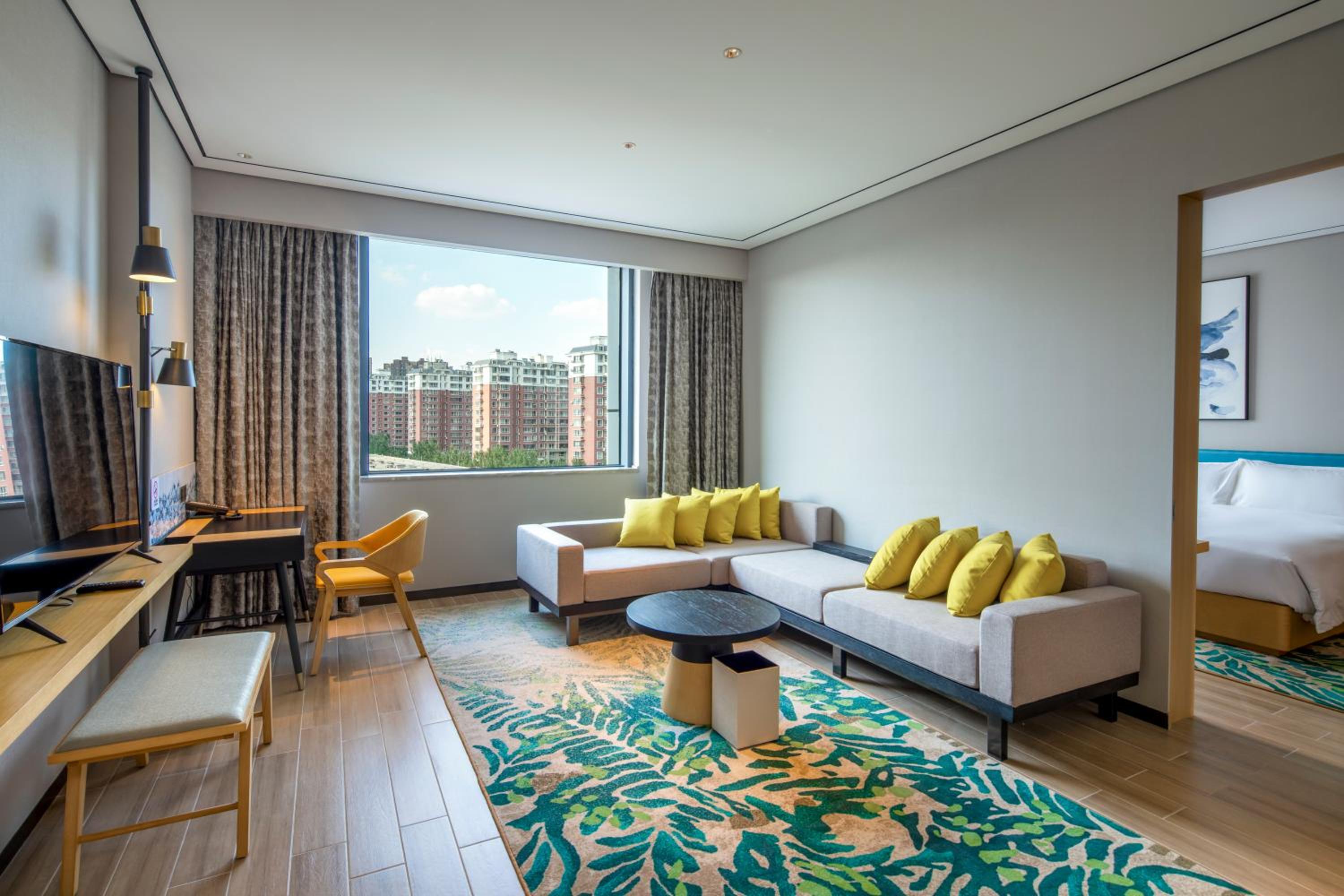 Premium King Suite