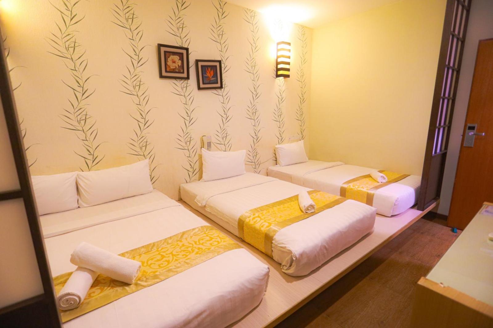 Japanese-Style Room