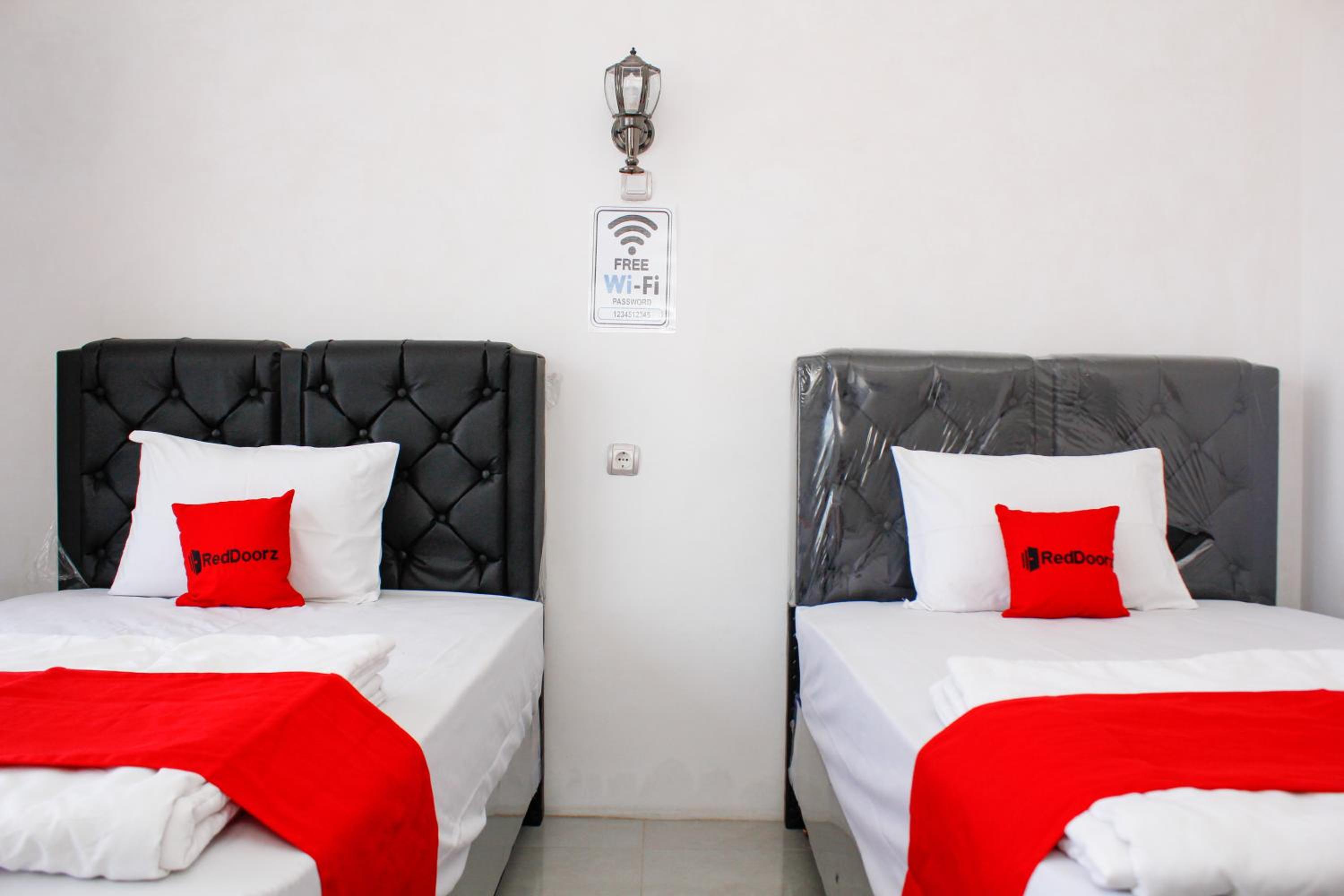 Deluxe Twin Room - Photo 4