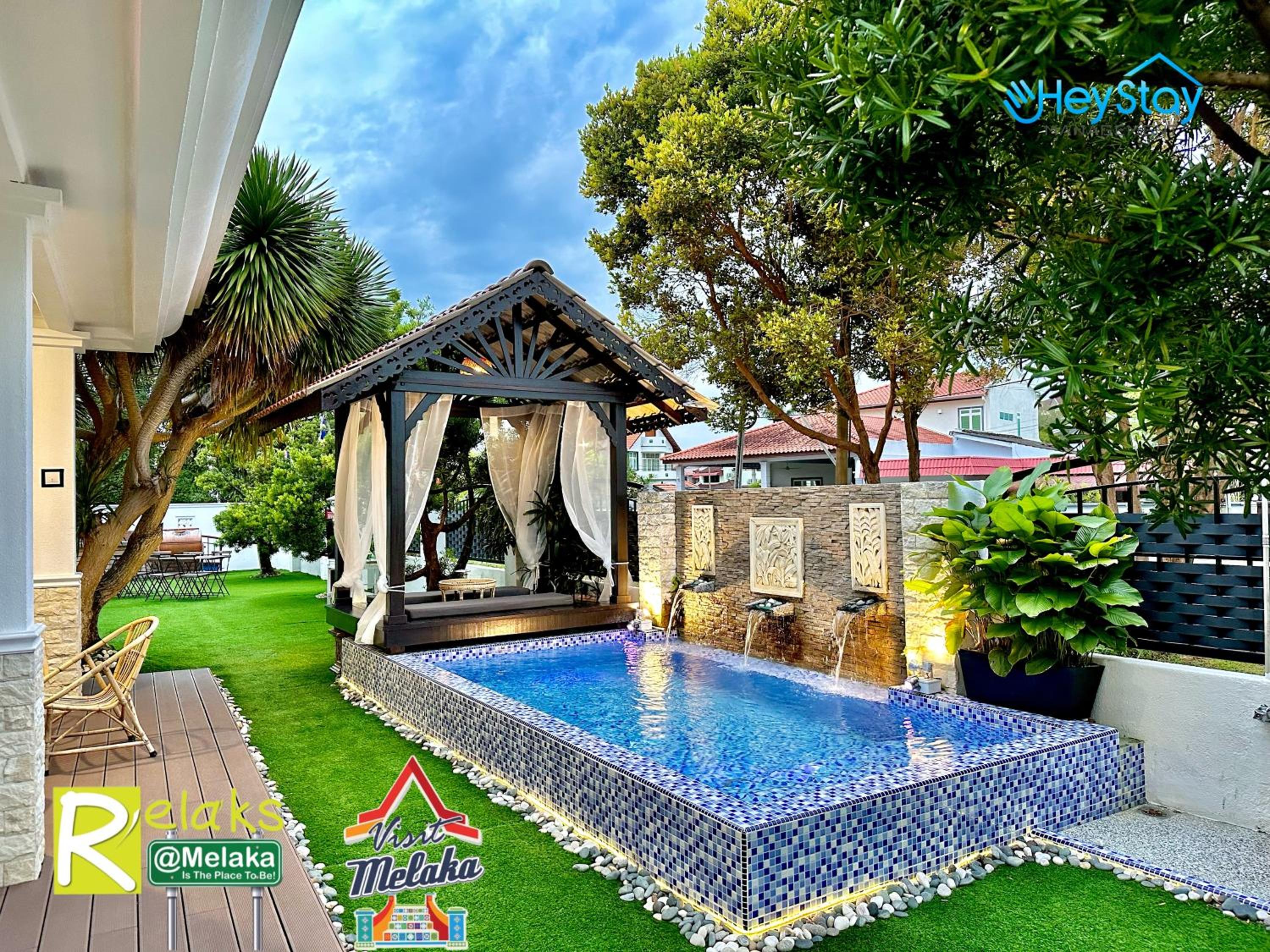 Four-Bedroom House - Photo 34