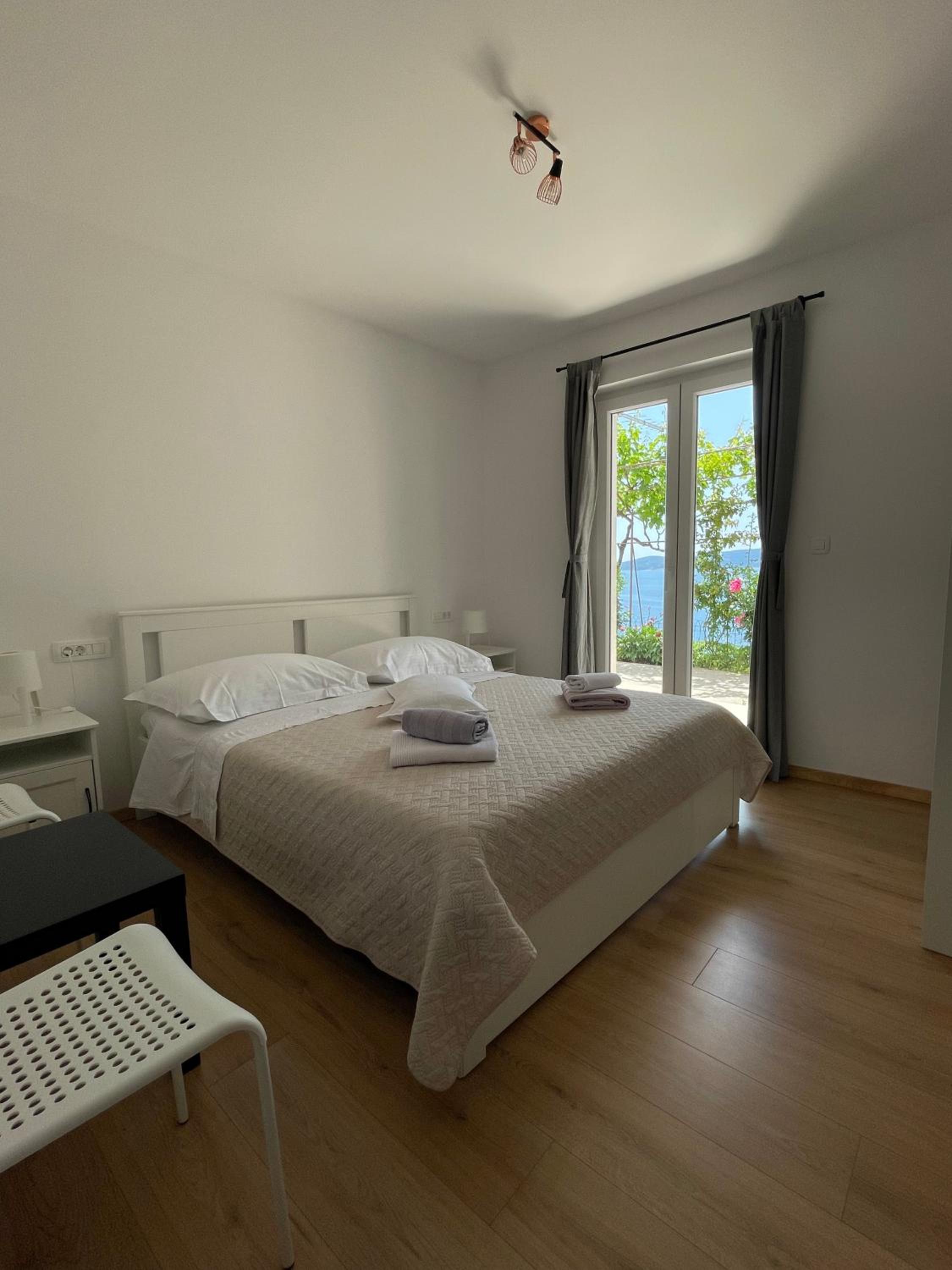 Apartment with Terrace photo 3