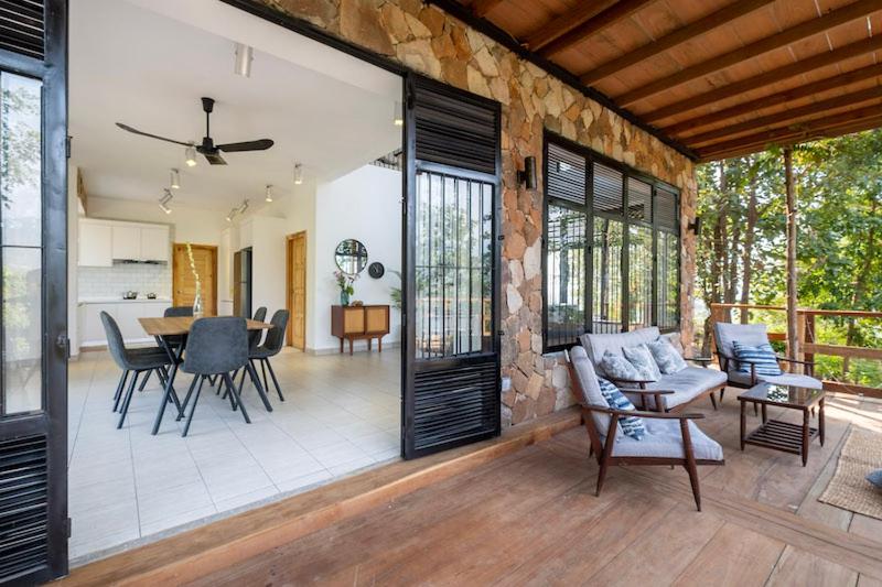 Three-Bedroom House - Photo 14