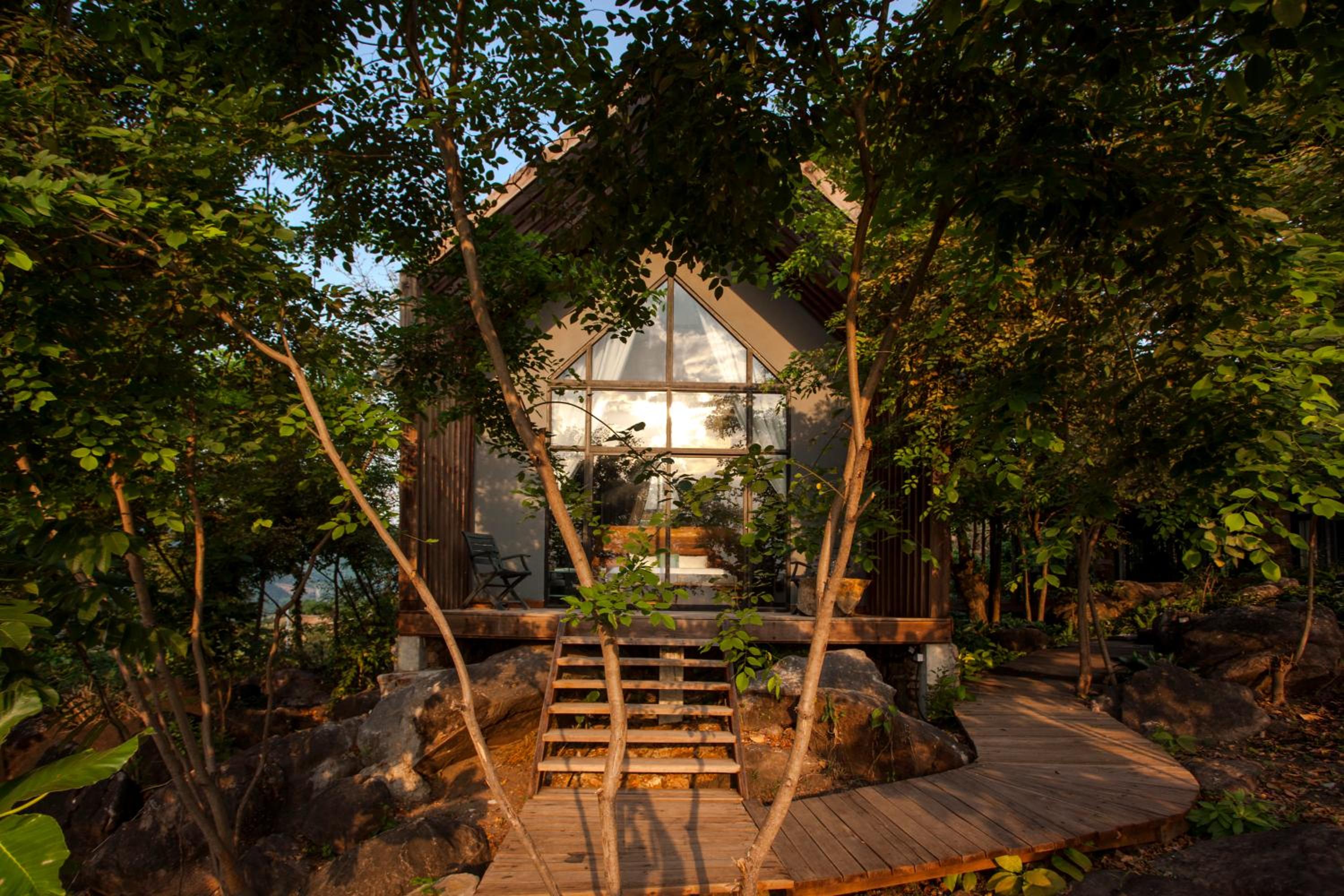 Three-Bedroom House - Photo 11