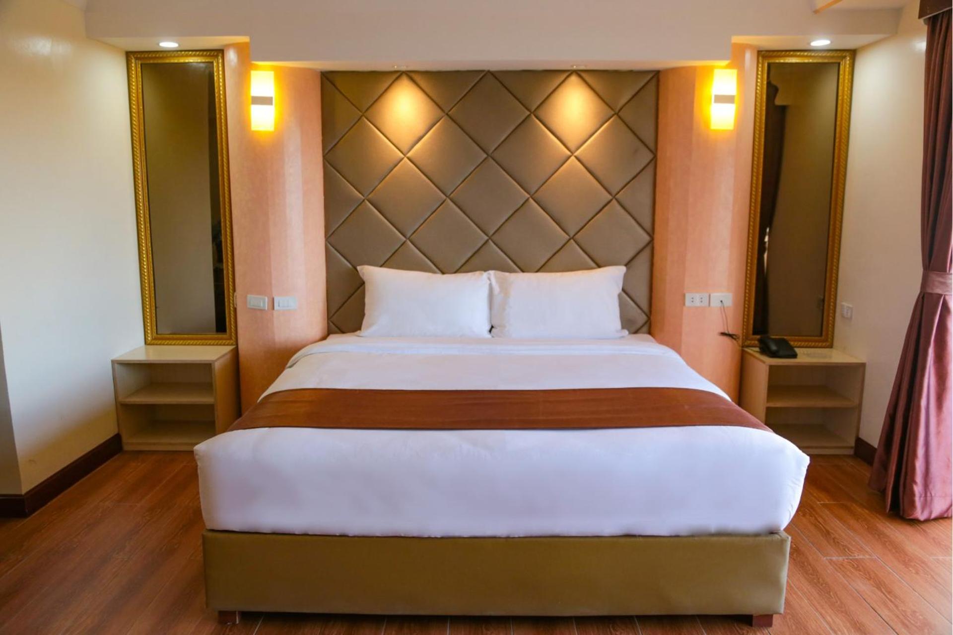 Standard King Room - Photo 1