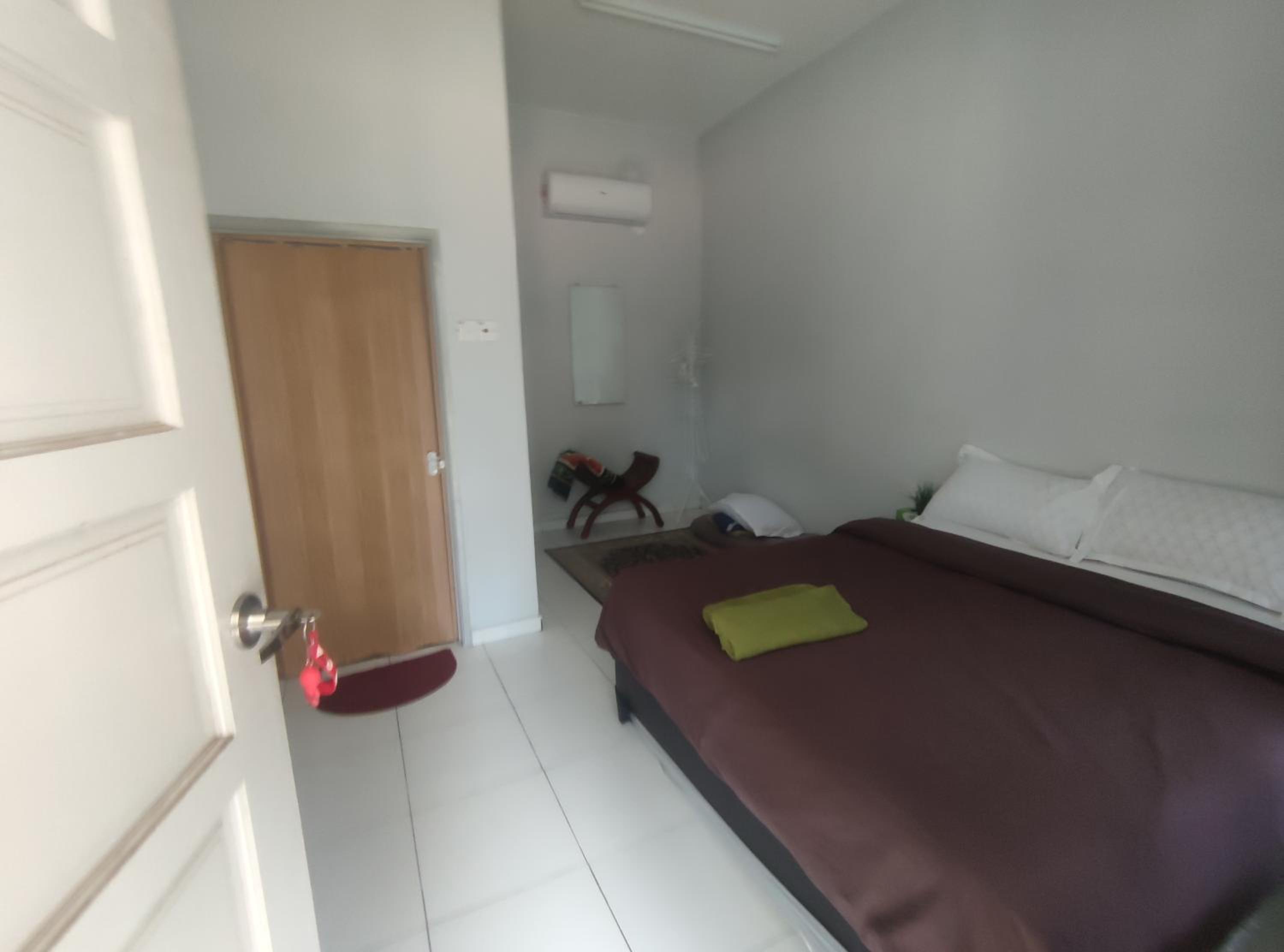 Standard Queen Room photo 2