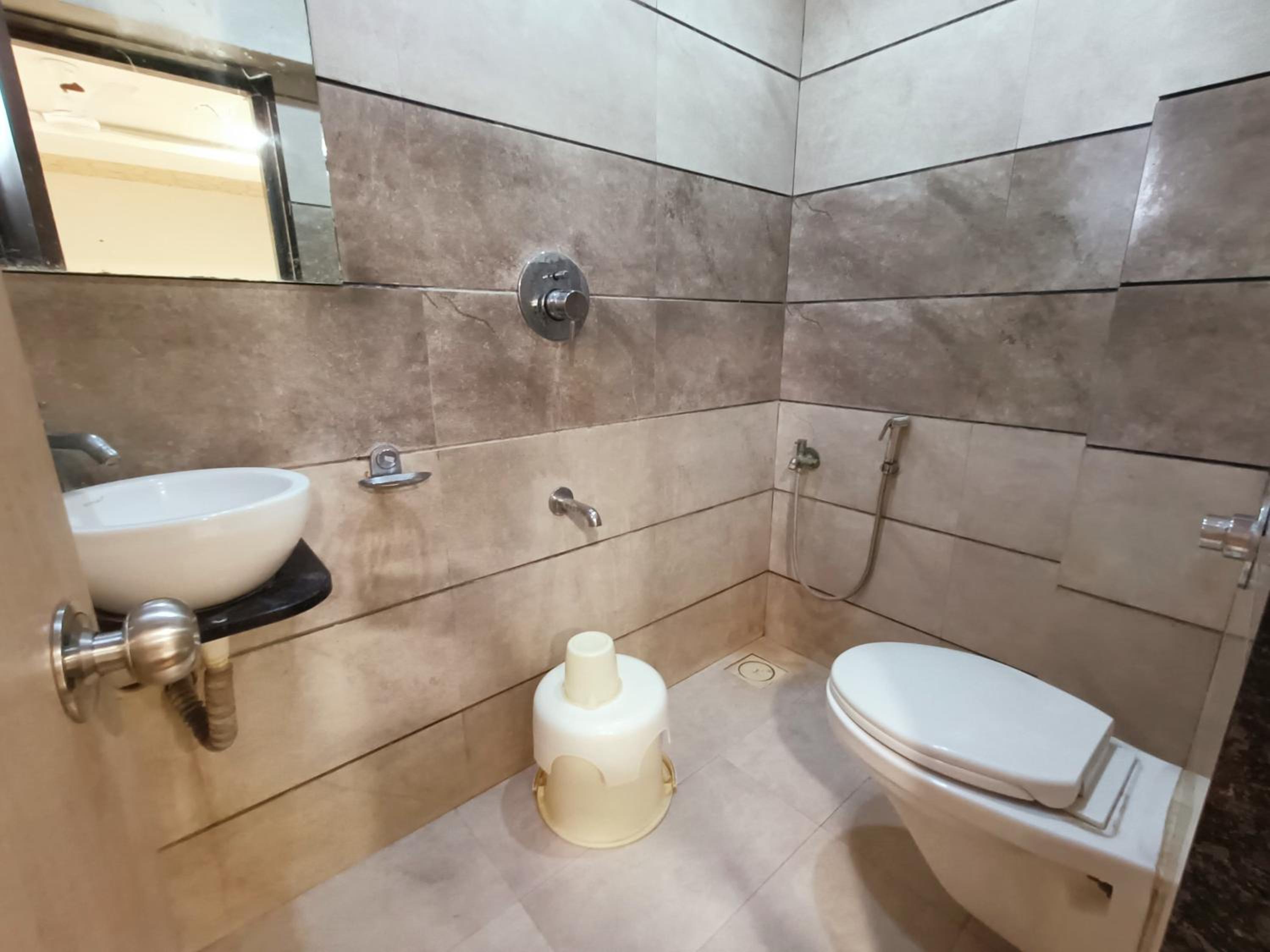 Deluxe Triple Room - Photo 8
