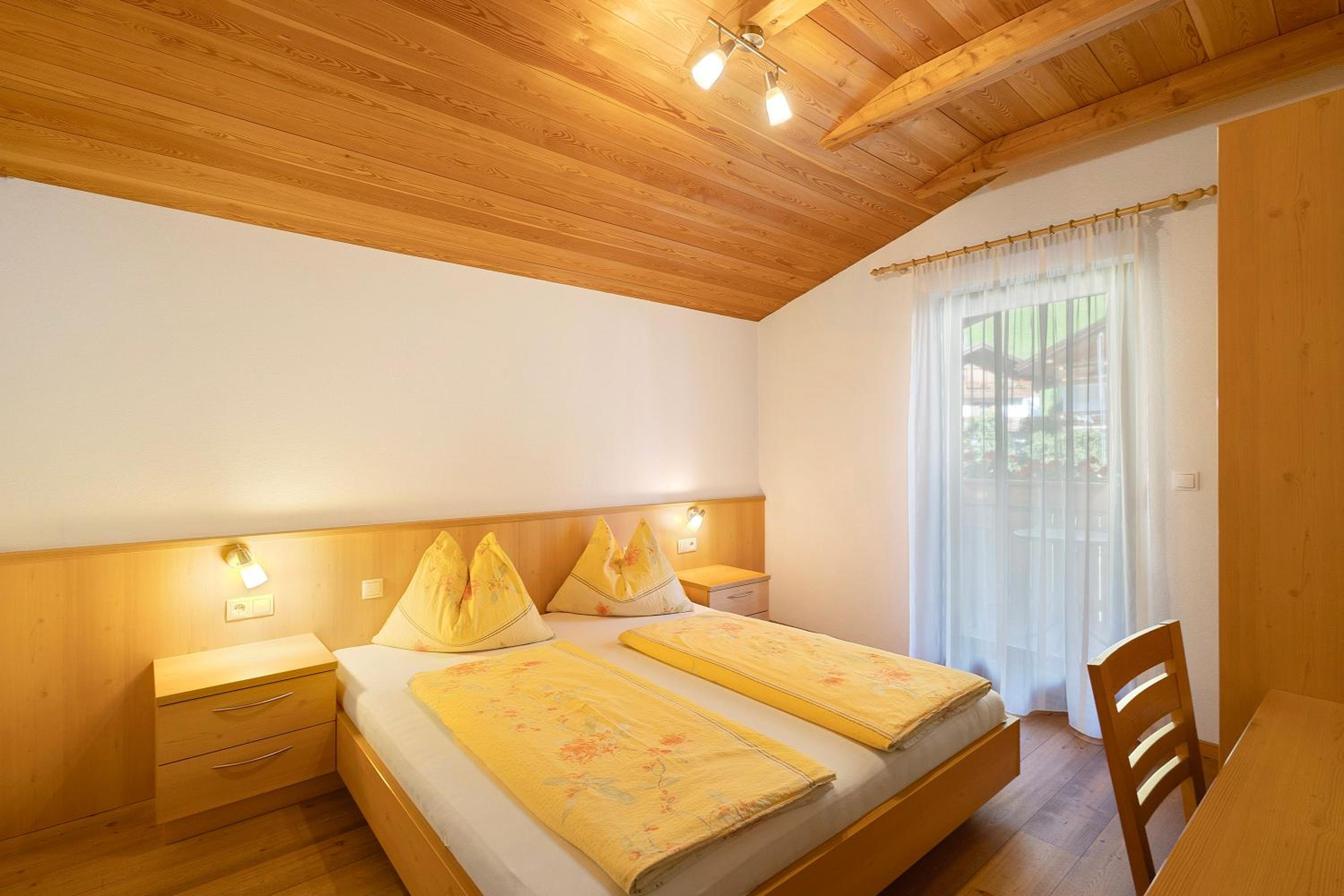 Superior One-Bedroom Apartment with Balcony
