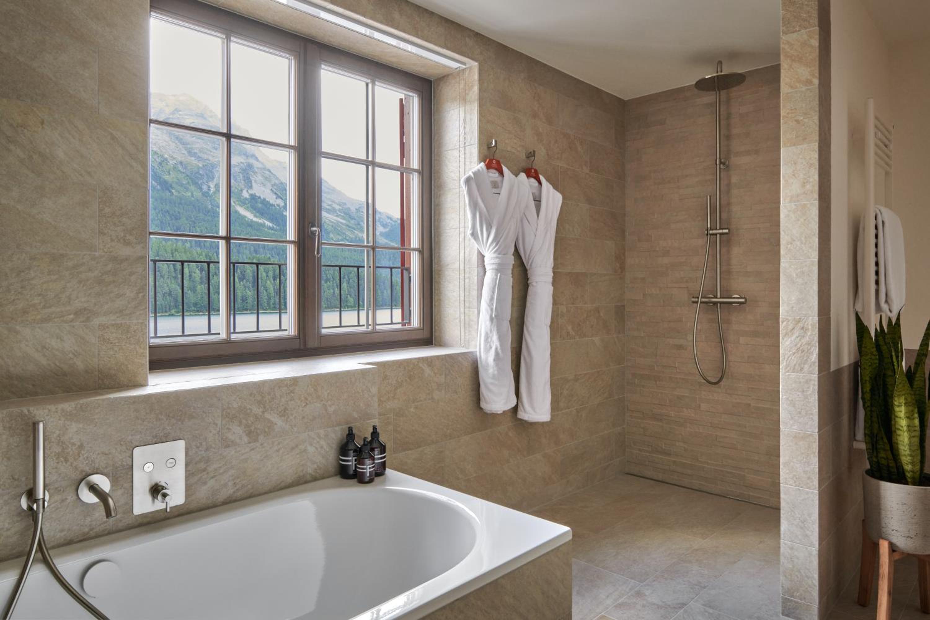Junior Suite – historic La Margna Wing