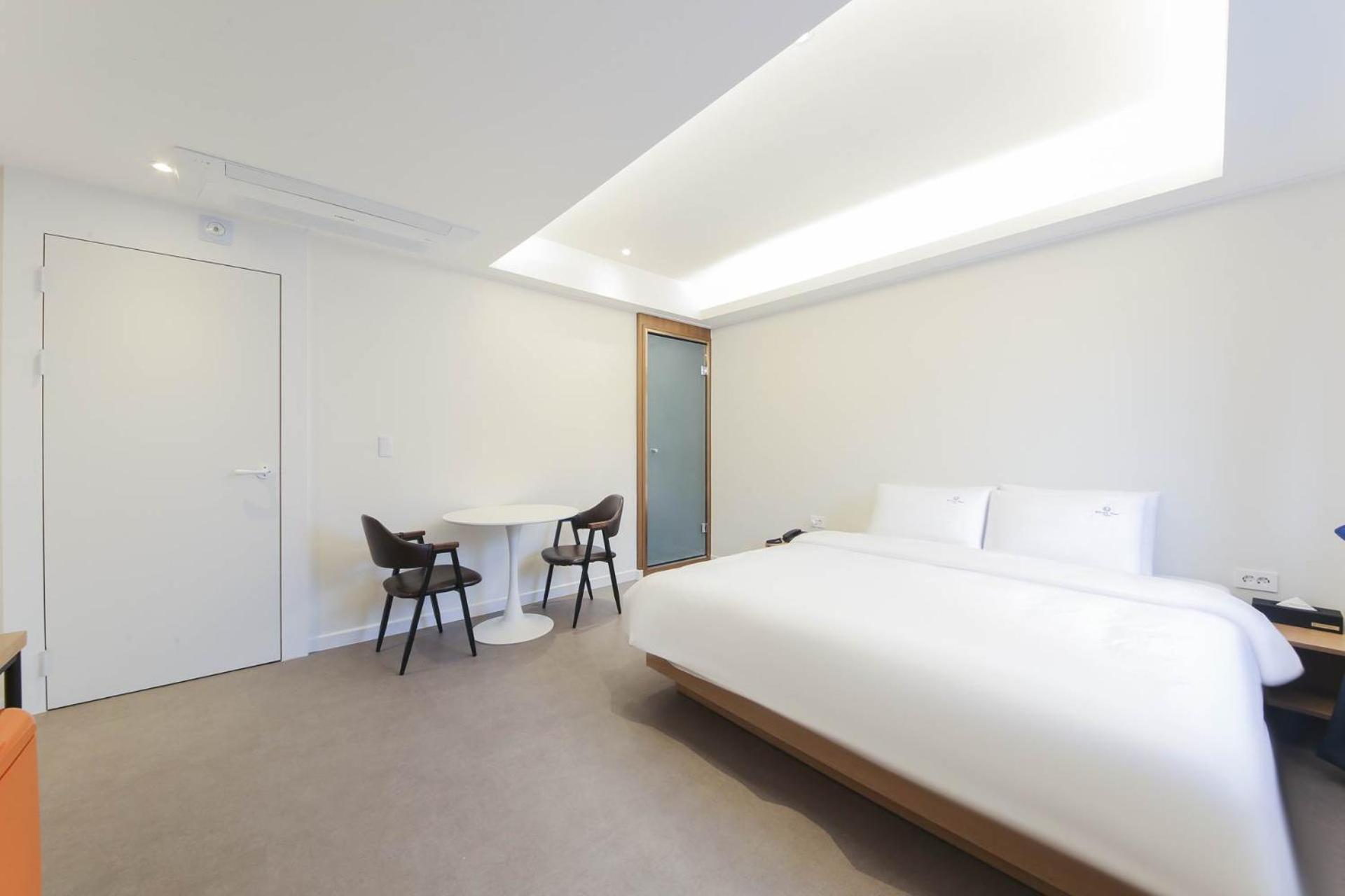 Deluxe Double Room - Photo 1