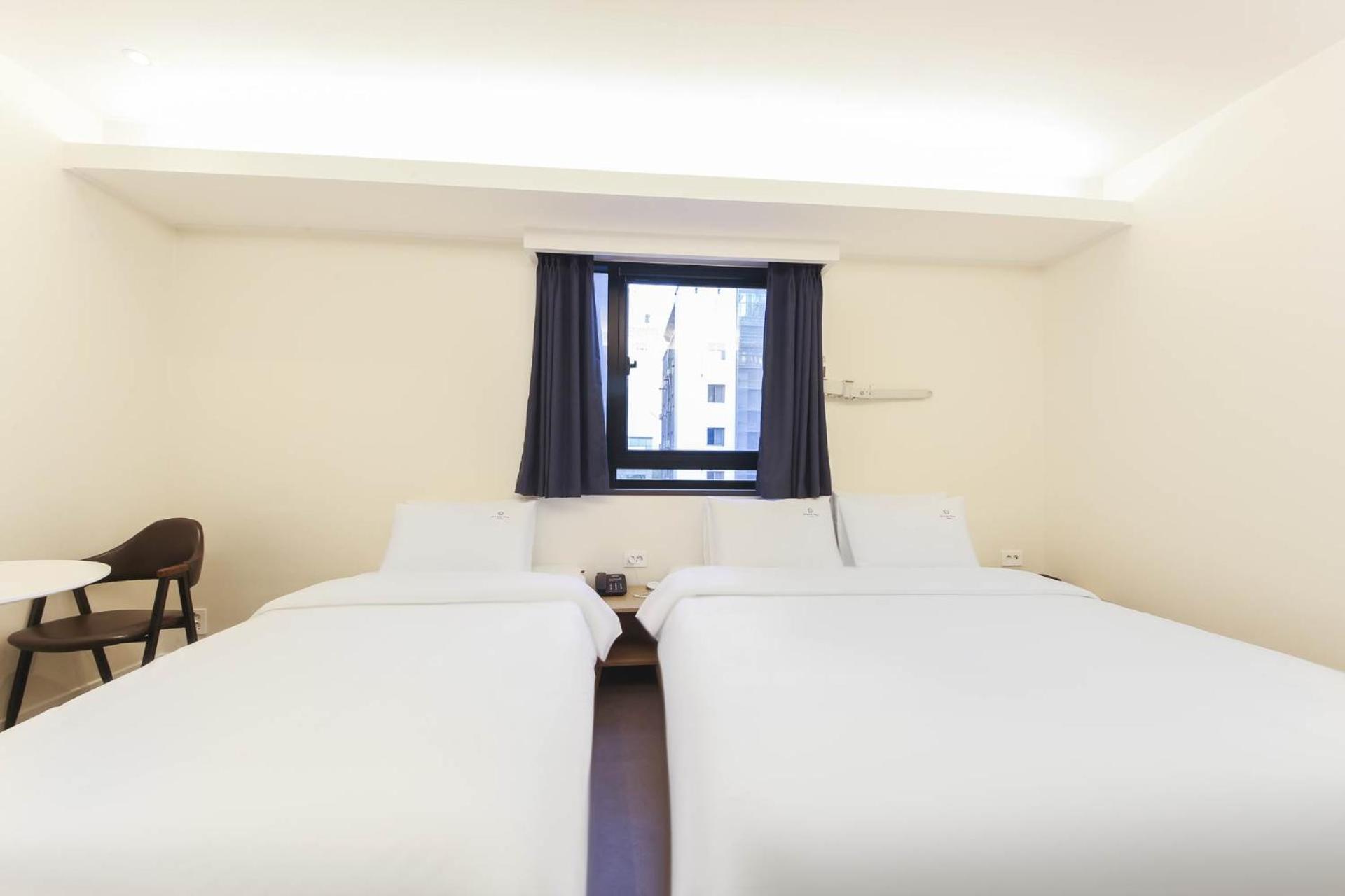 Deluxe Twin Room - Photo 4