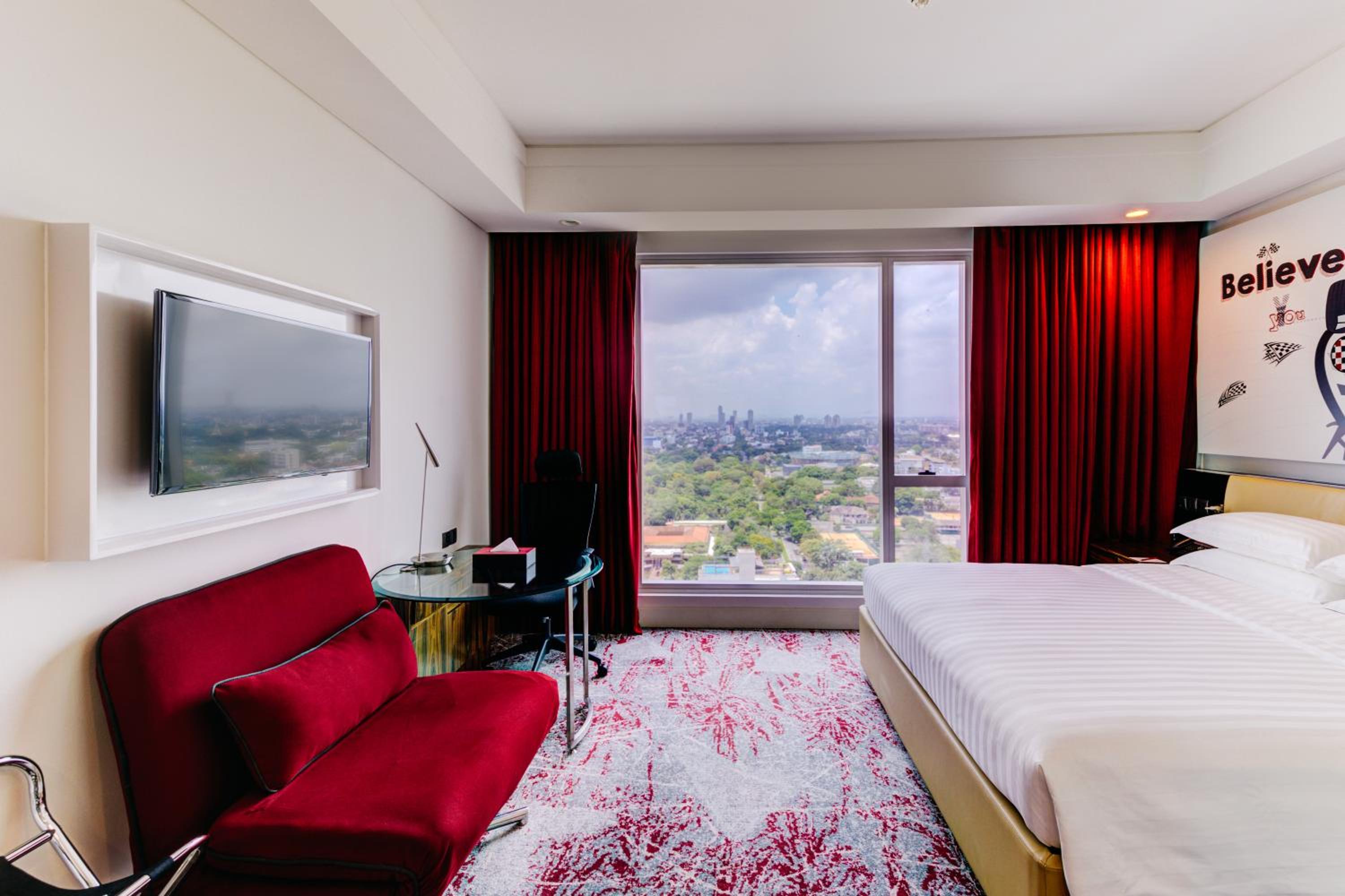 Standard King Room photo 2