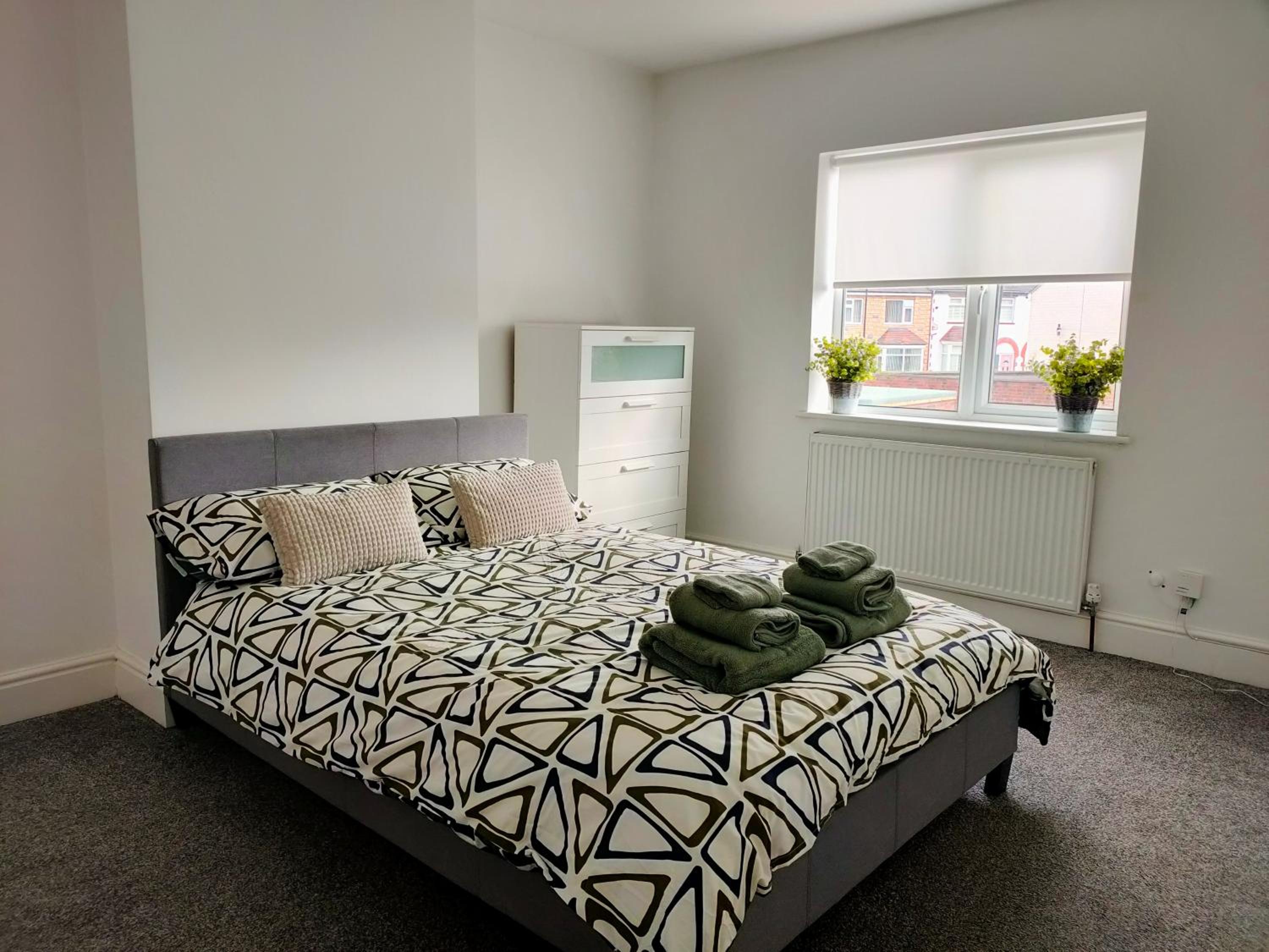 Double Room With Private Bathroom photo 1