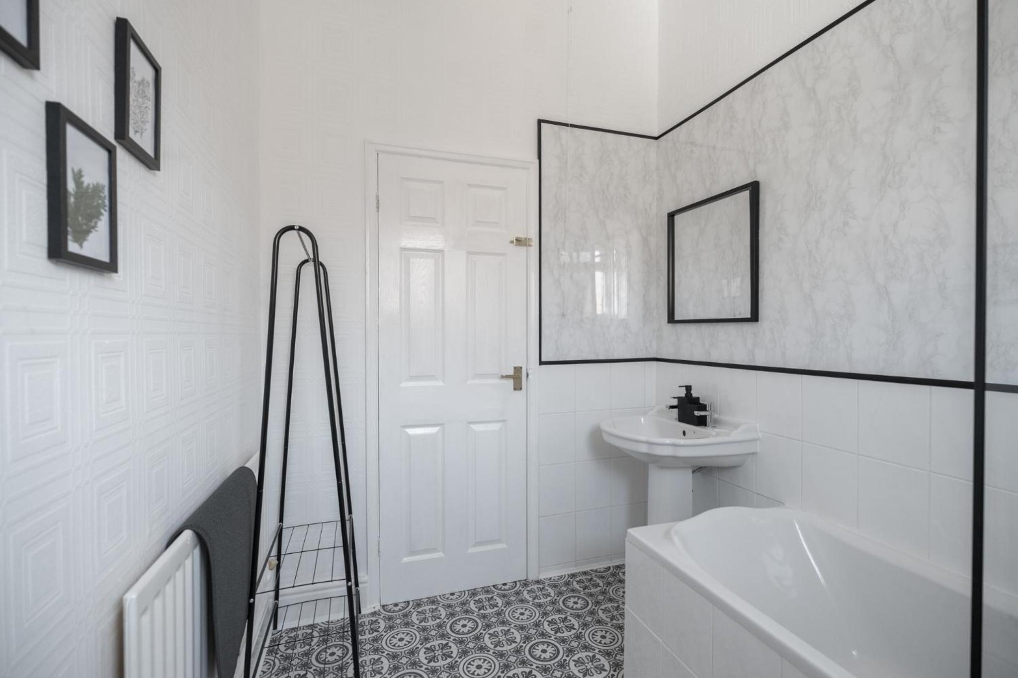 Three-Bedroom House photo 2