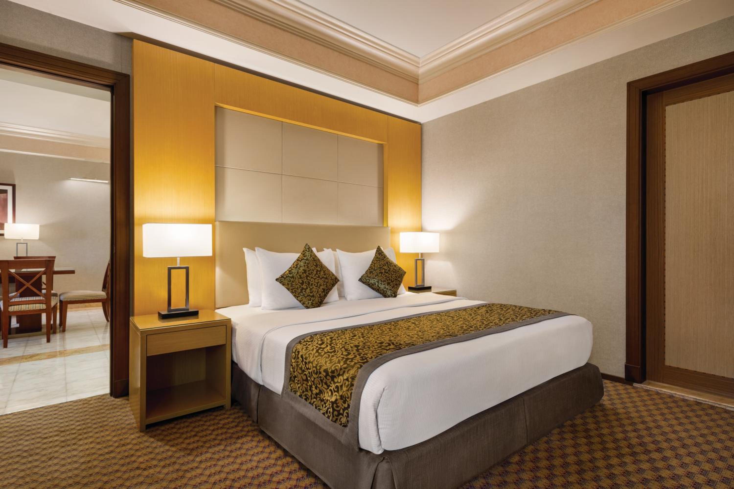 Prestige Suite - Non-Smoking - Photo 1