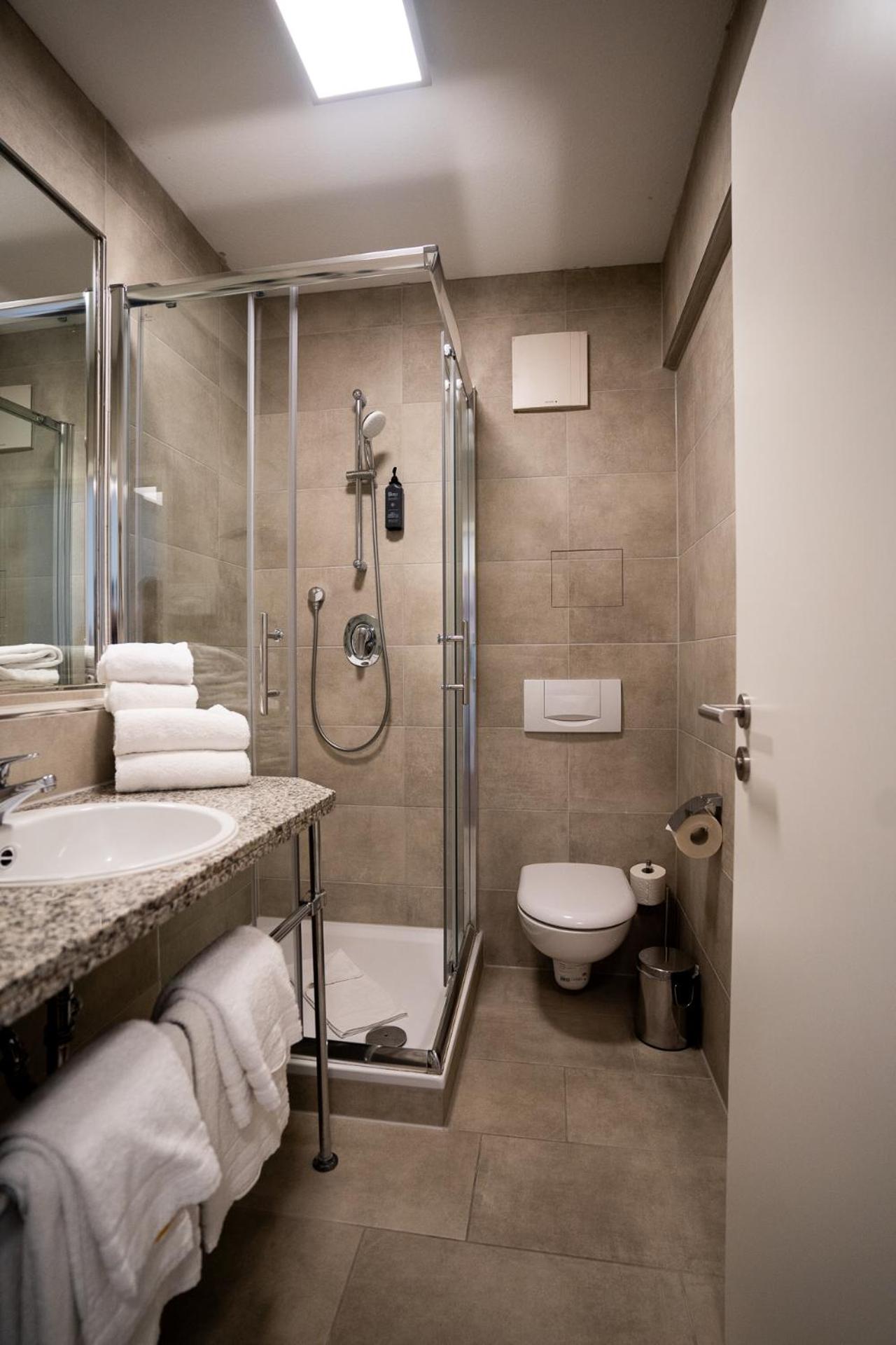 Standard Apartment - Photo 5