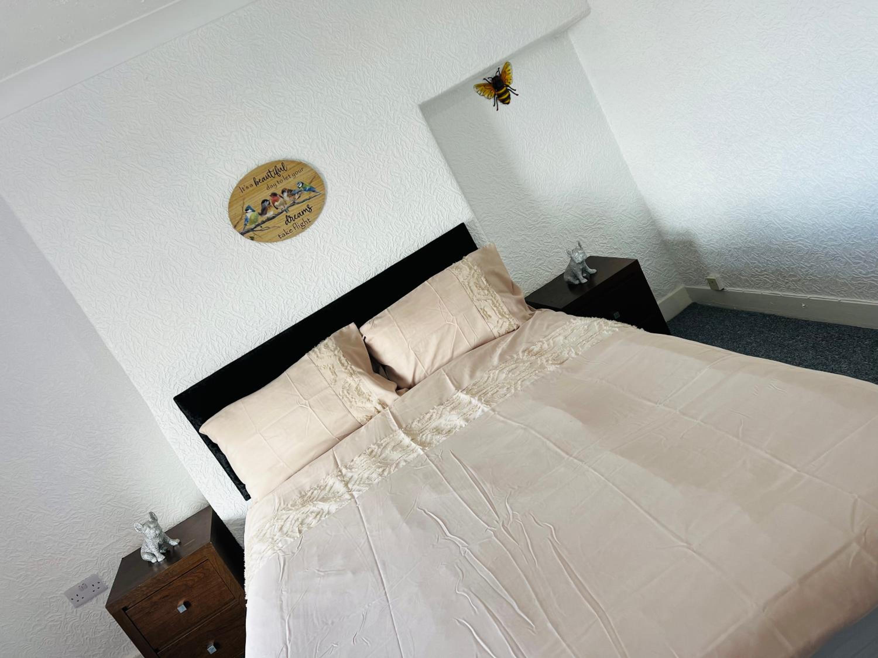 Two-Bedroom House photo 1
