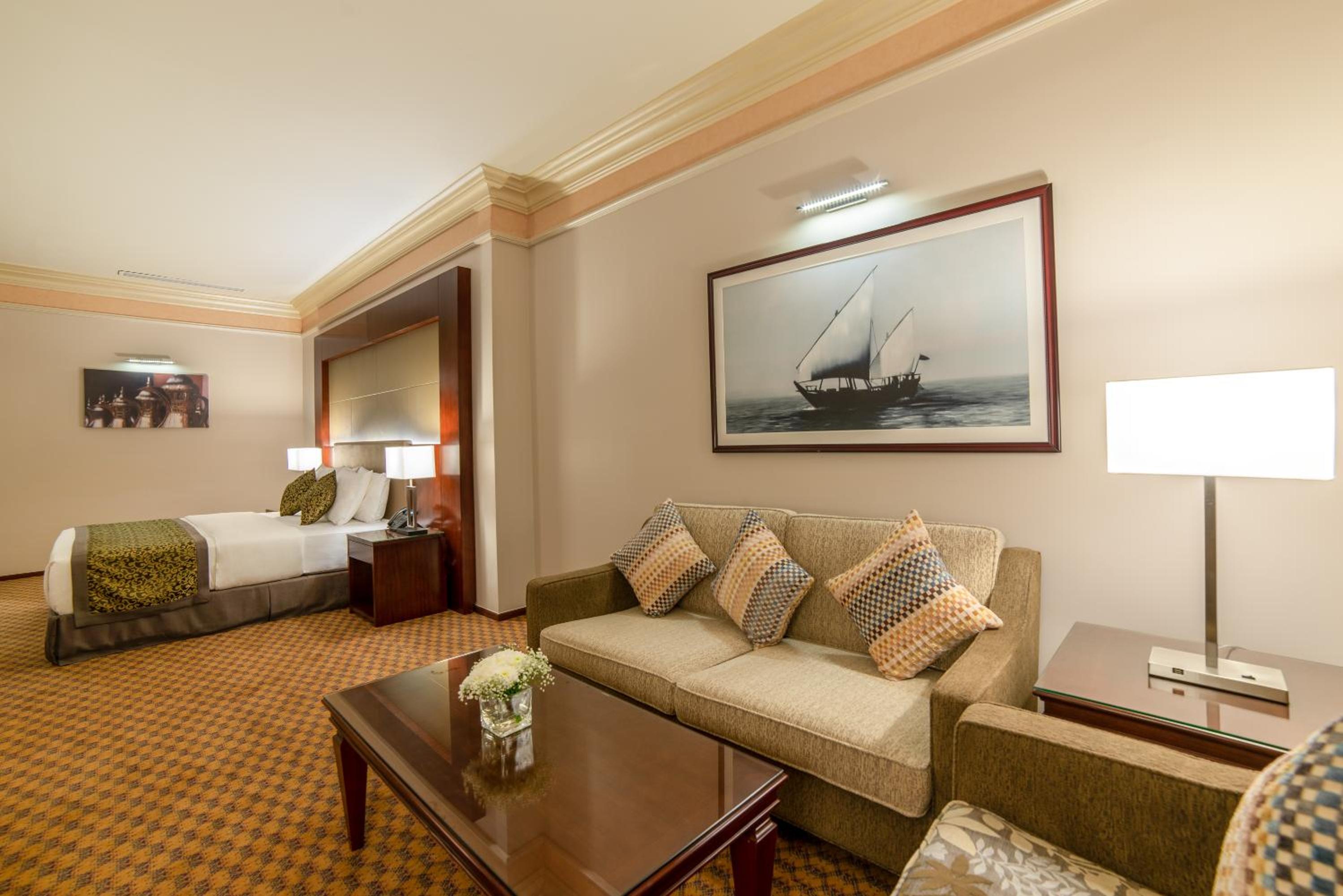 Superior Room - Smoking - Photo 6