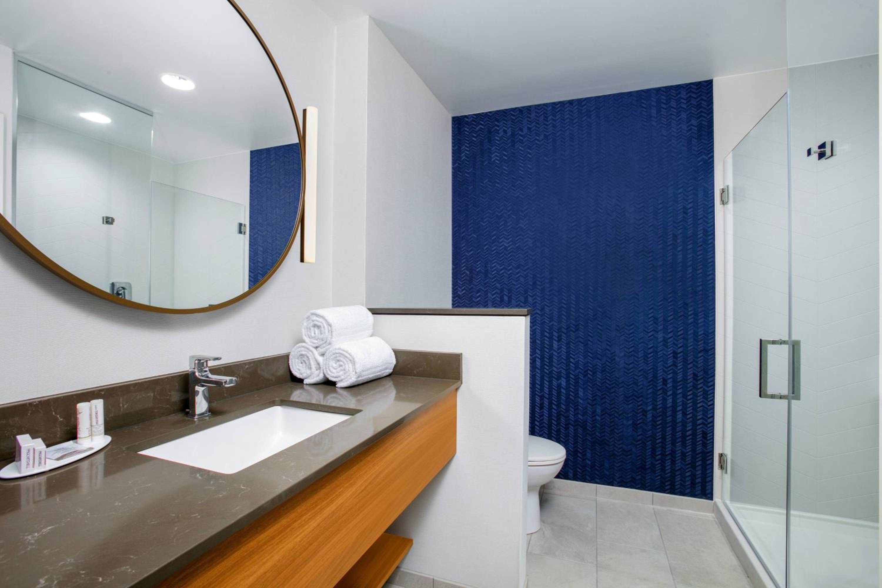 King Suite with Sofa Bed - Photo 2