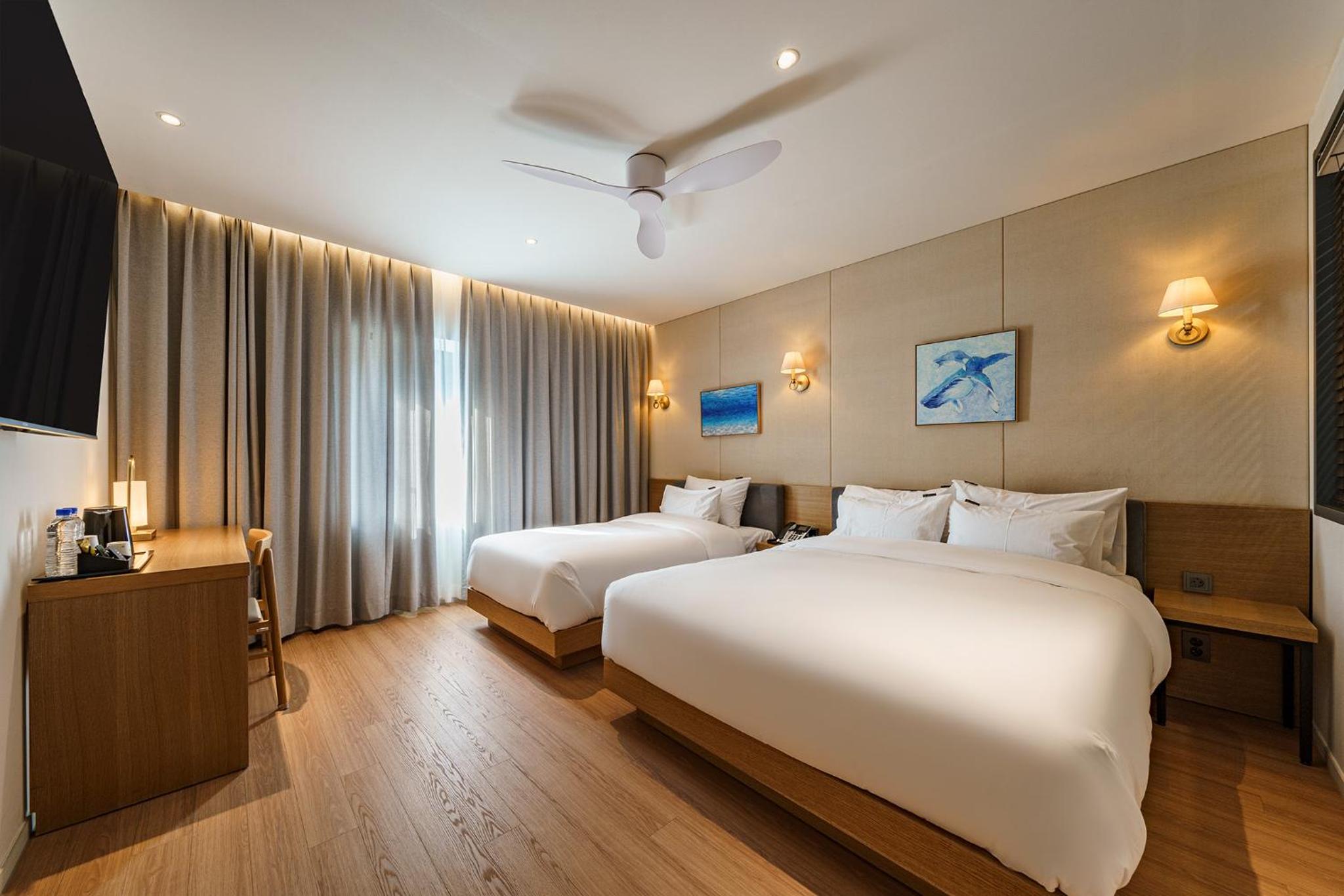 Deluxe Twin Room - Photo 9
