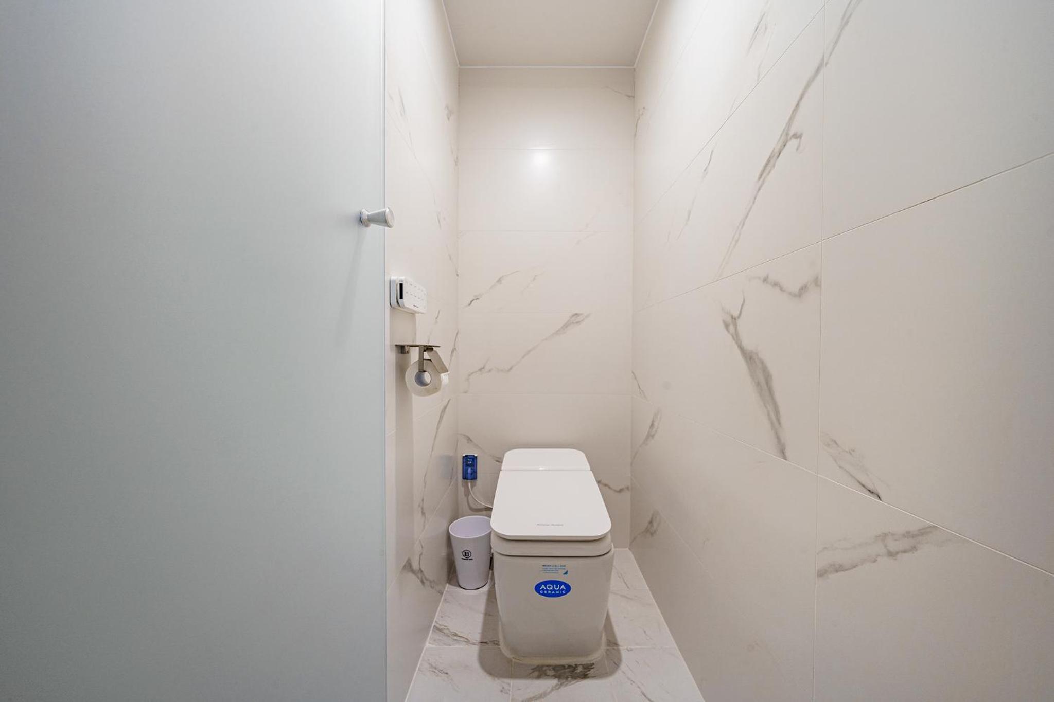 Suite - Photo 3