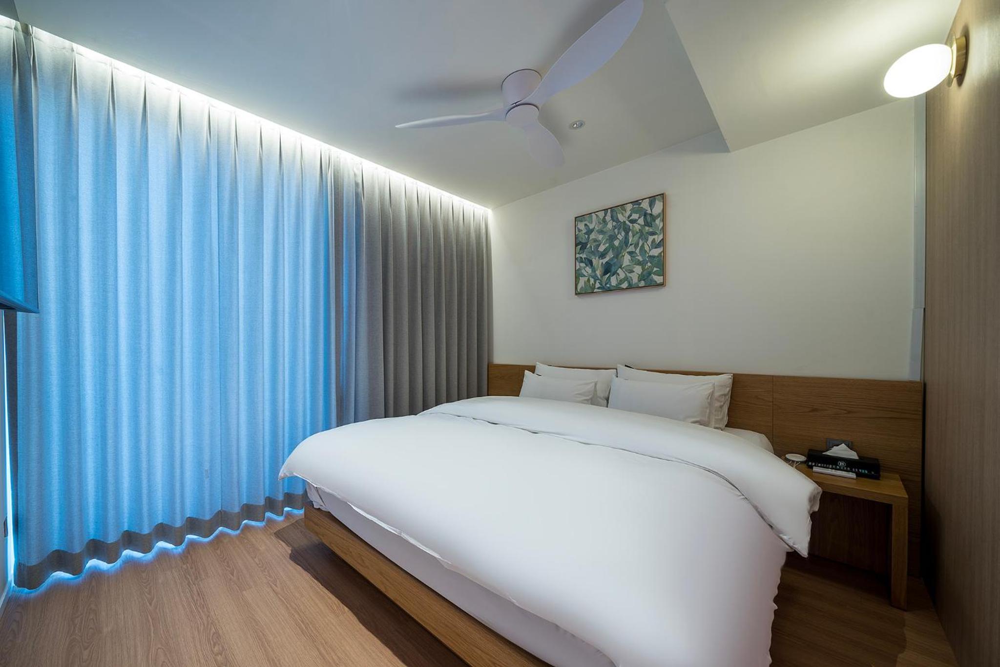 Suite with Terrace - Photo 4