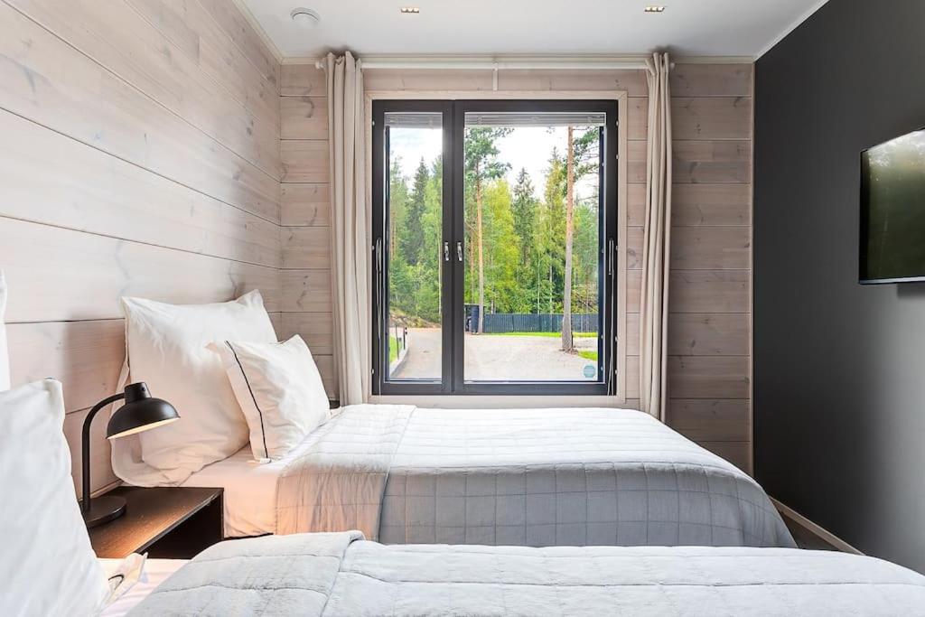 Villa photo 2
