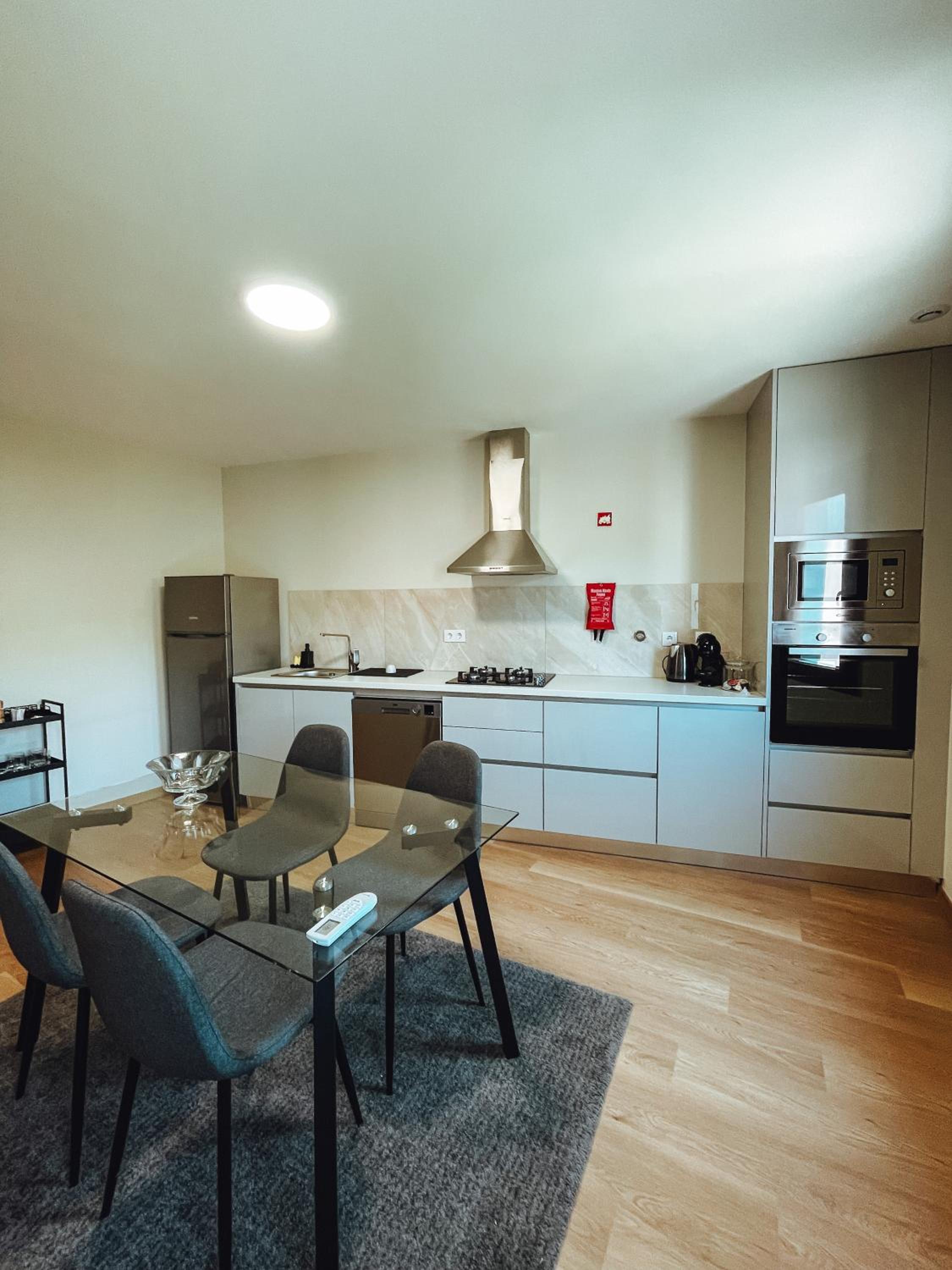 One-Bedroom Apartment with River View photo 2