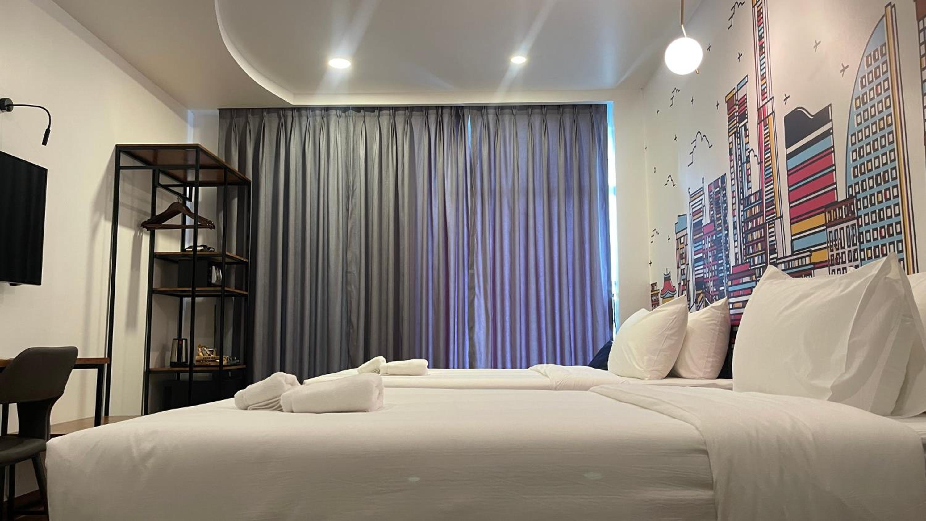 Deluxe Twin Room - Photo 3