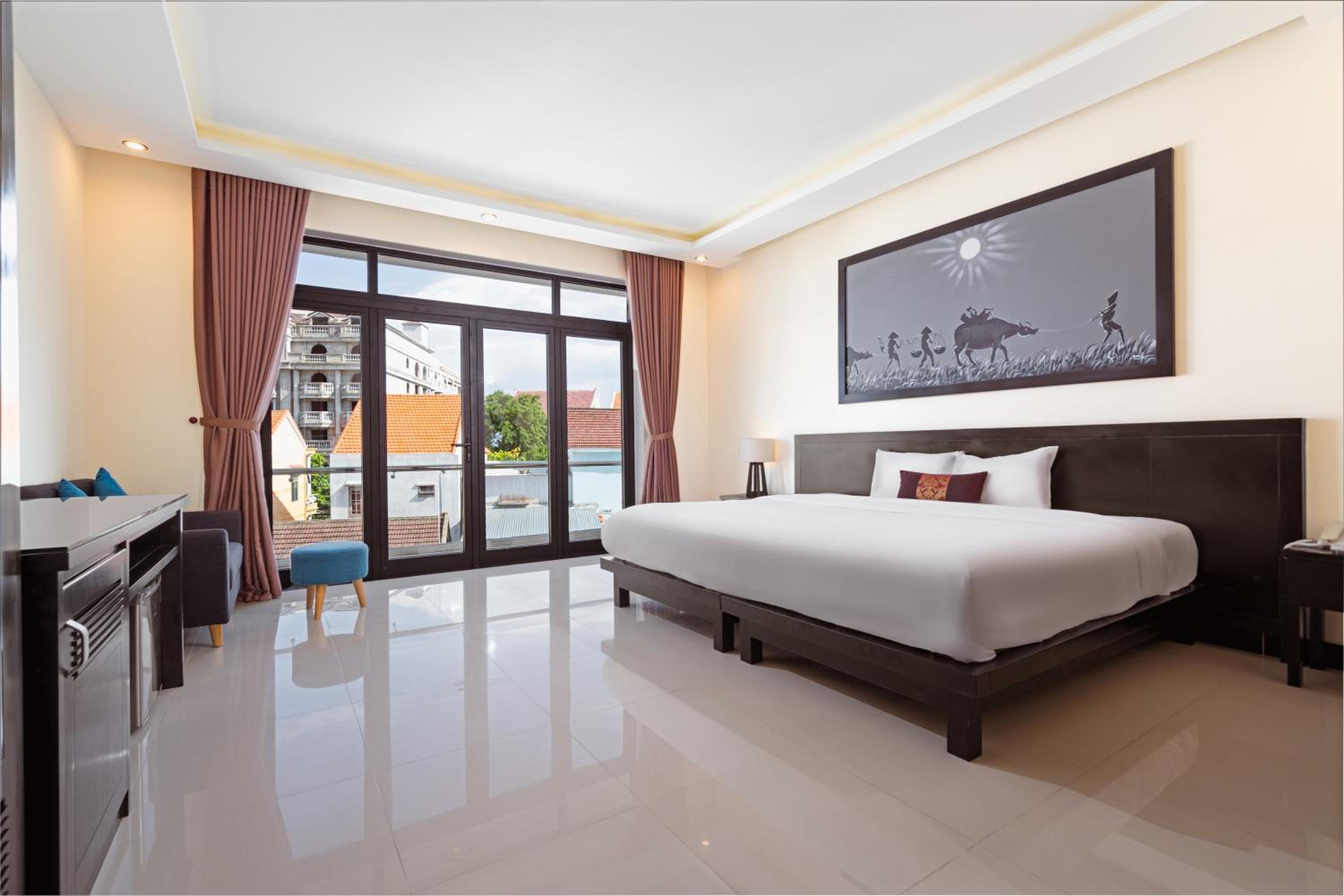 Deluxe Double or Twin Room with Balcony