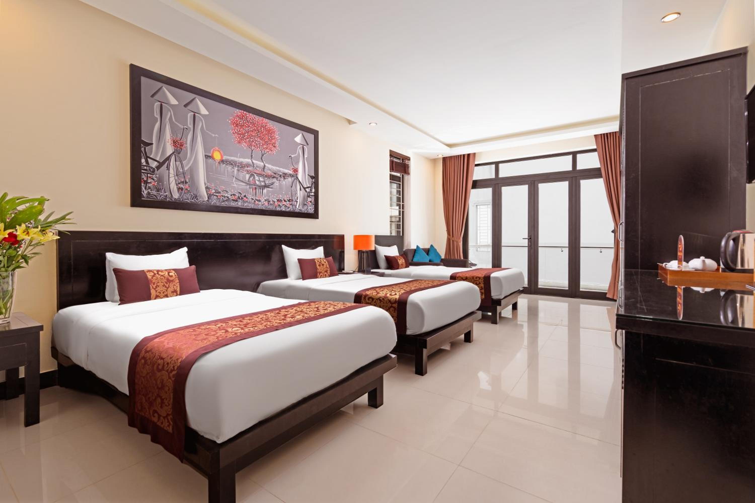 Family Connecting Suite with Balcony