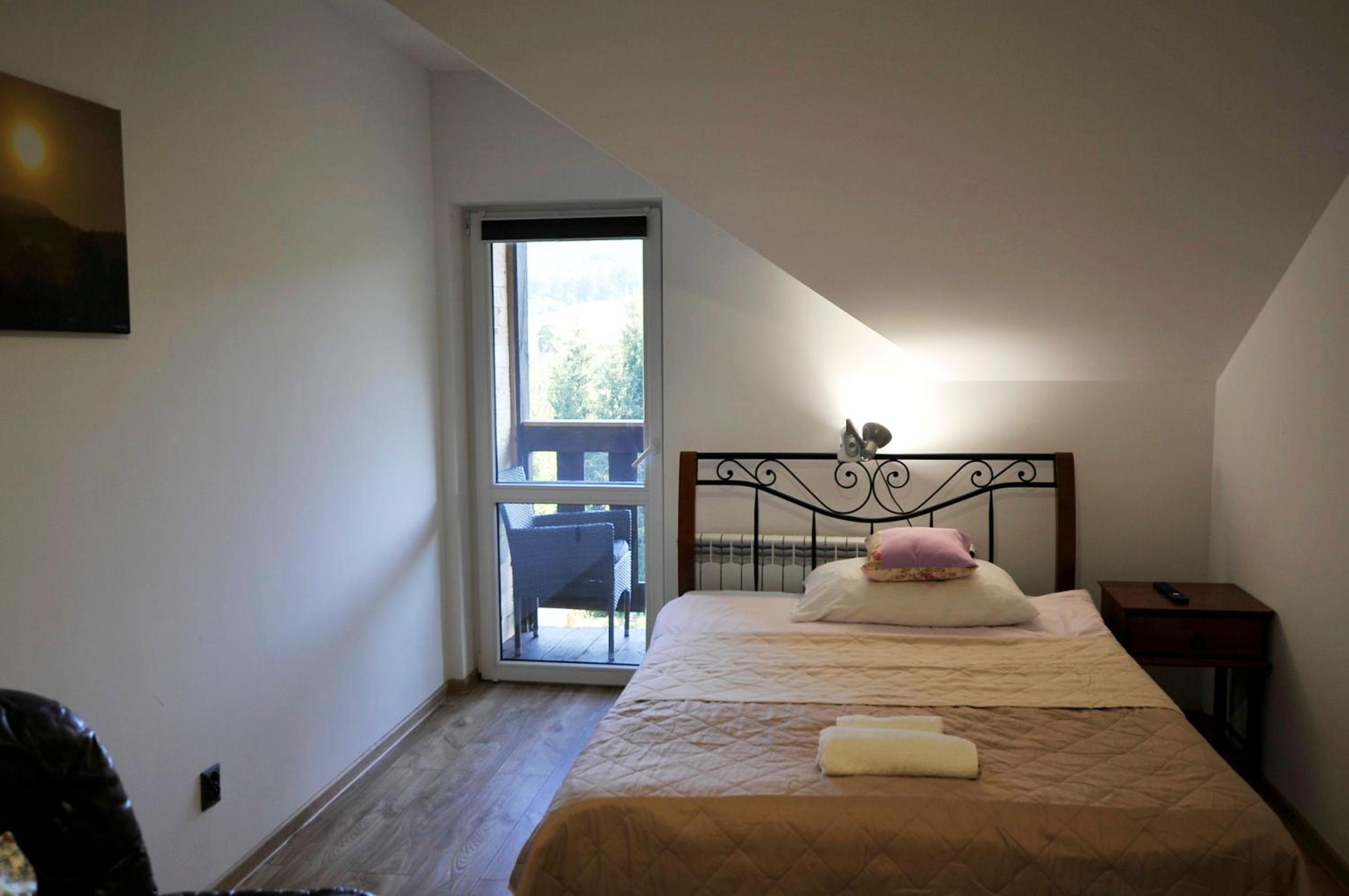 Standard Single Room with Mountain View photo 1